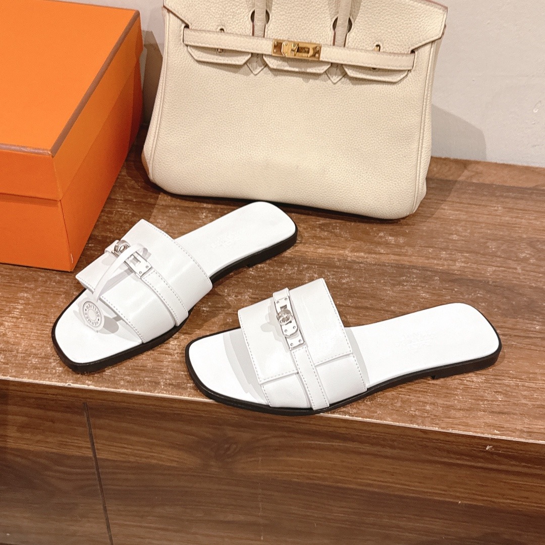 에르메스 줄리아 켈리 버클 샌들