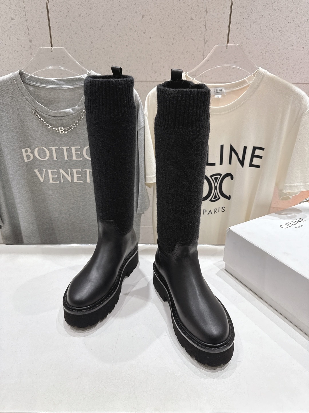 셀린느 25ss 신상 니트 앵클부츠