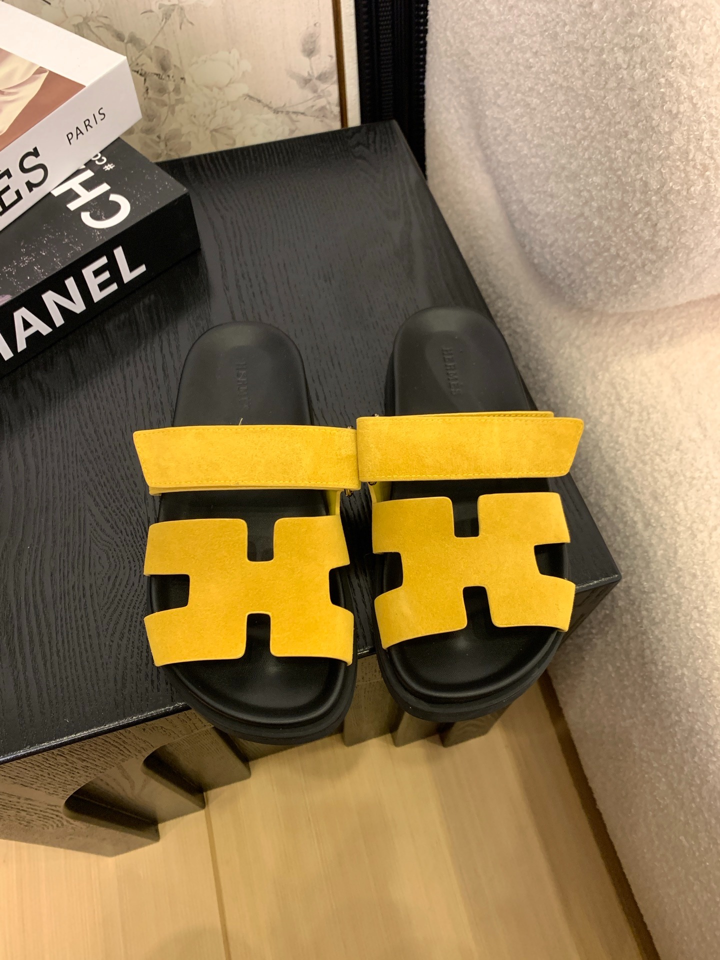 에르메스 레트로 슬리퍼 샌들