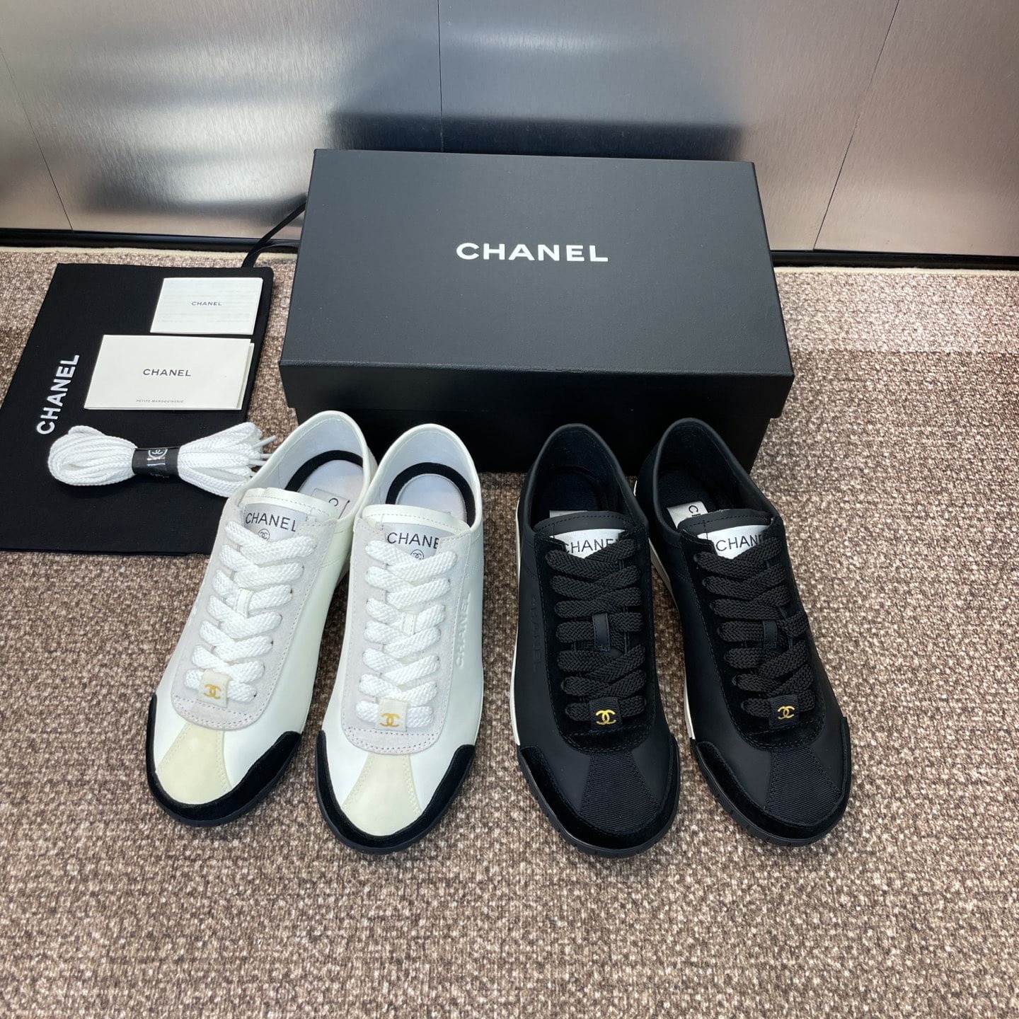 샤넬 신상 클래식 스트랩 여성화