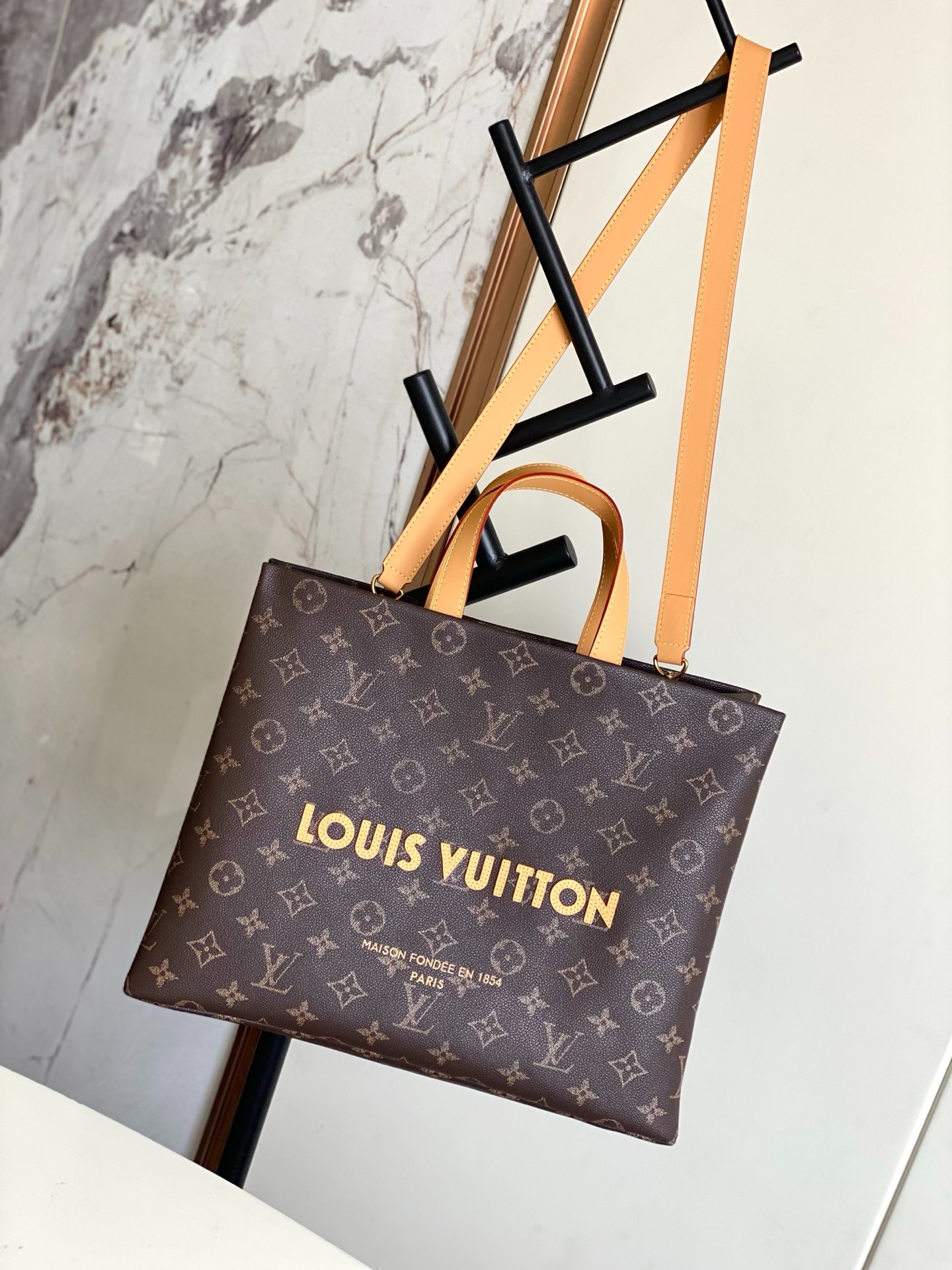 루이비통 쇼퍼 토트 (Shopper Tote) MM