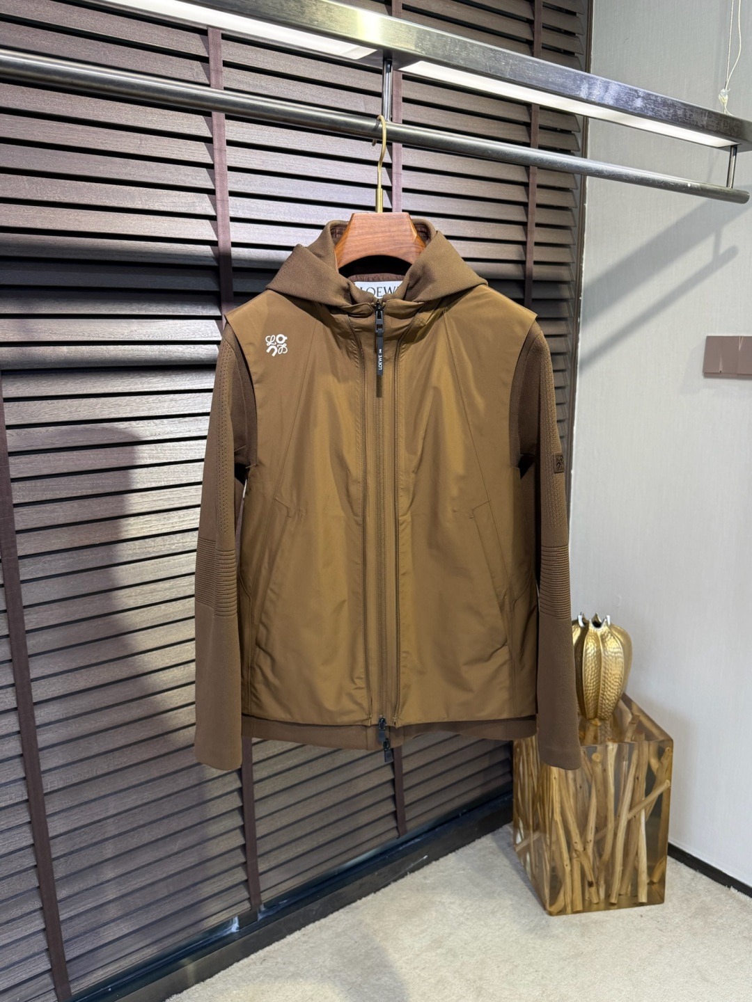 로에베 FW2025 신상 니트 패치 점퍼