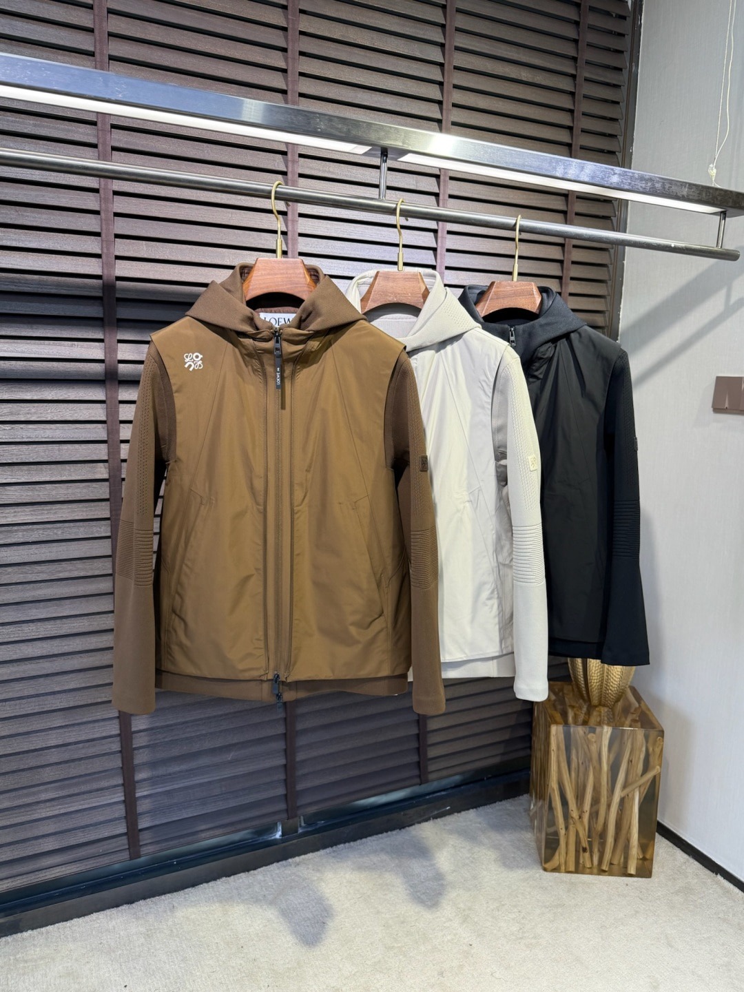 로에베 FW2025 신상 니트 패치 점퍼