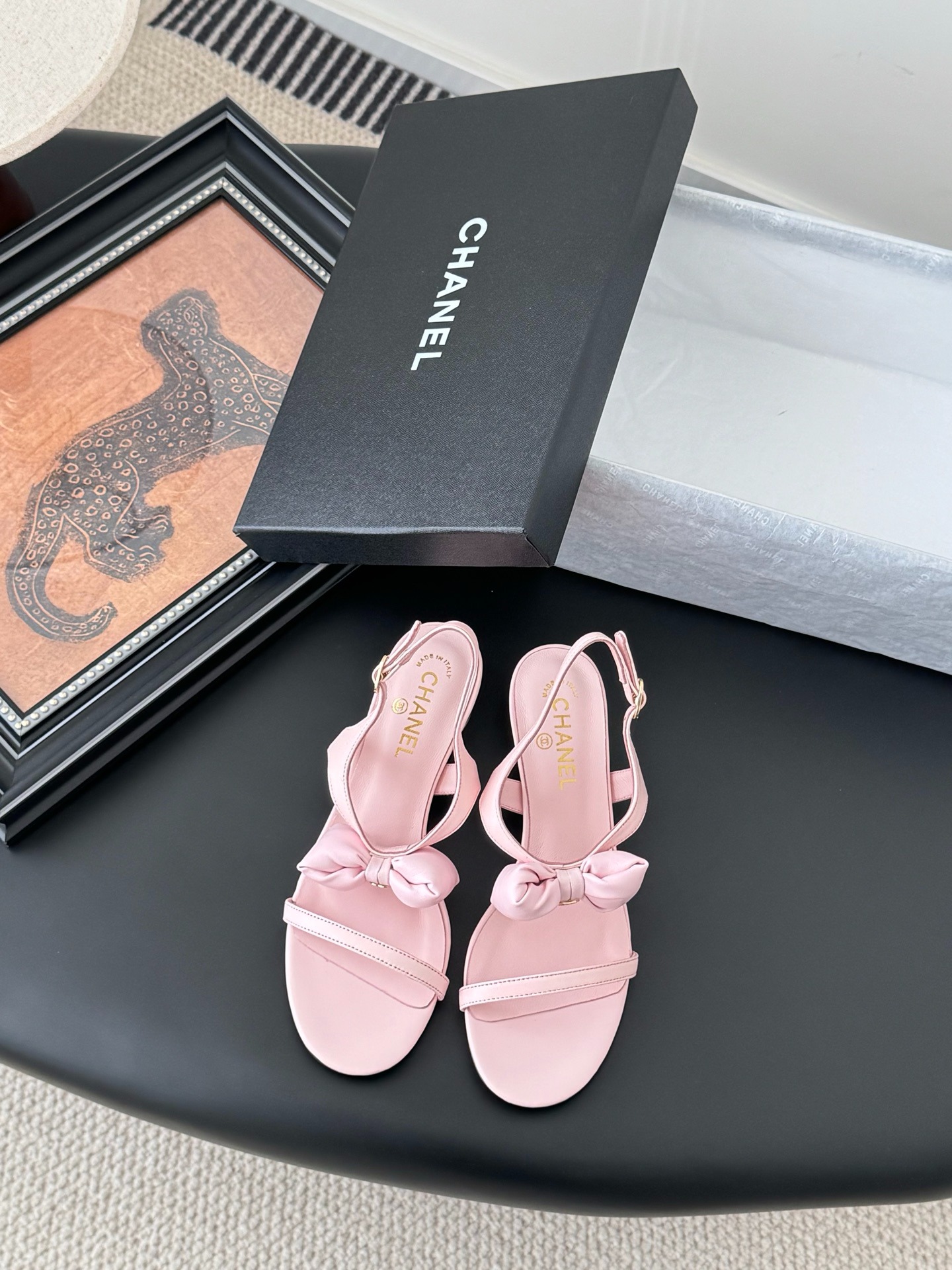 샤넬 25 신상 리본 샌들