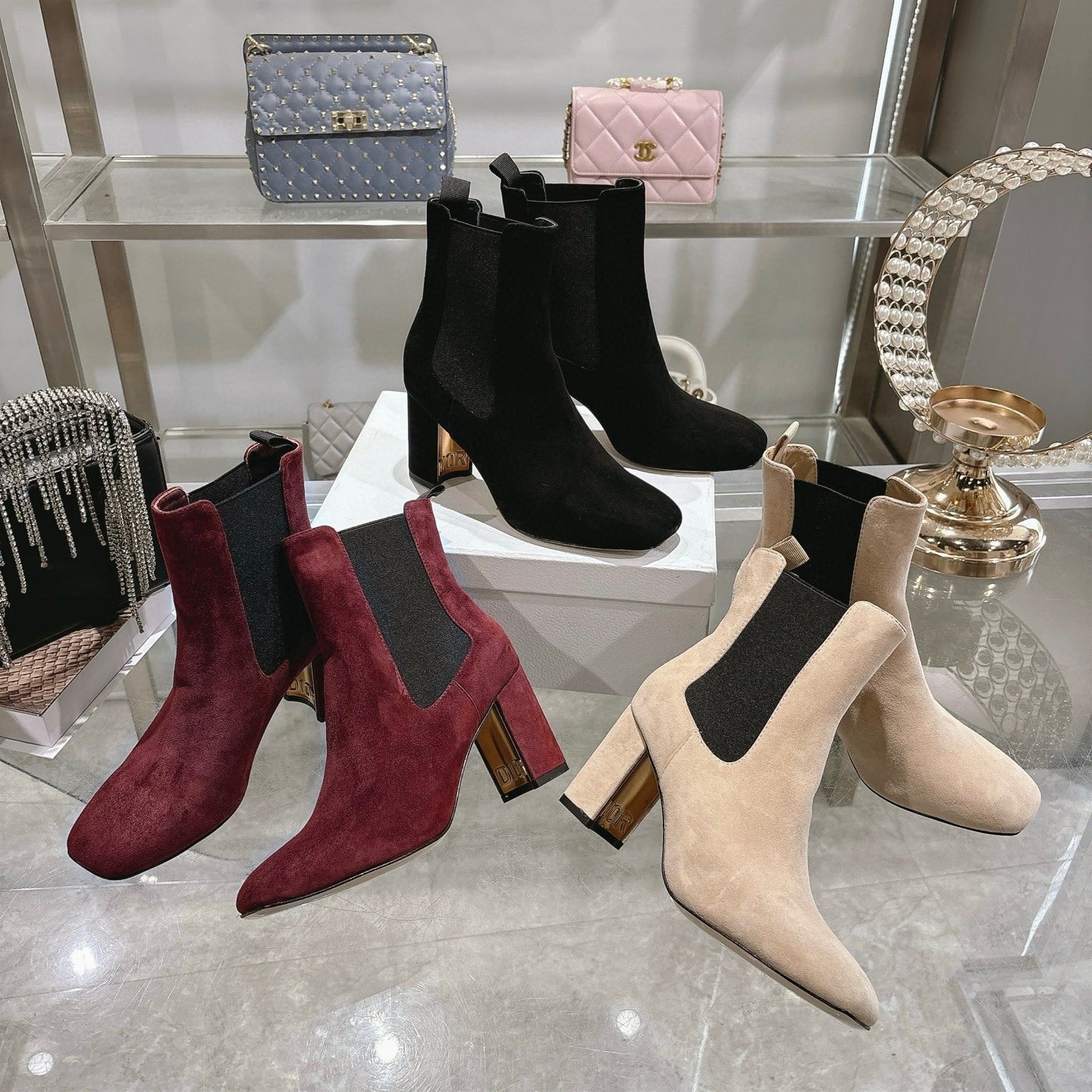 디올 25Ss 신상 밴딩 통굽 앵클 부츠