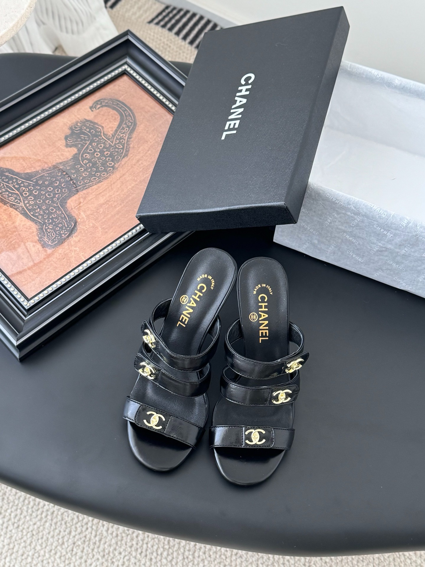 샤넬 25P 봄여름 신상 샌들