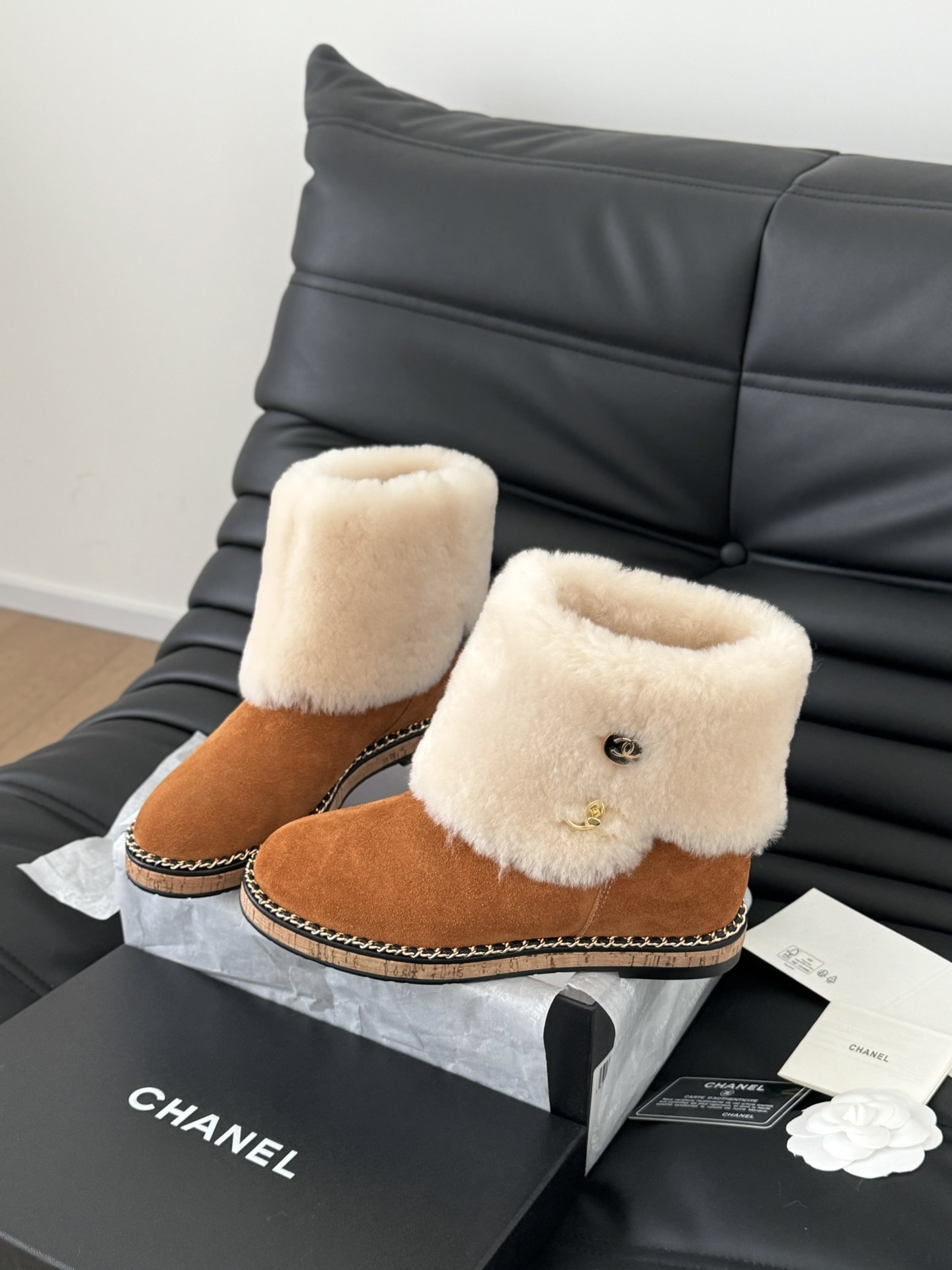 샤넬 25B 신상 스노우부츠
