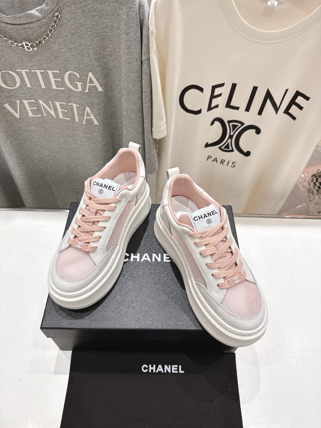 샤넬 2025ss 최신 통굽 스니커즈