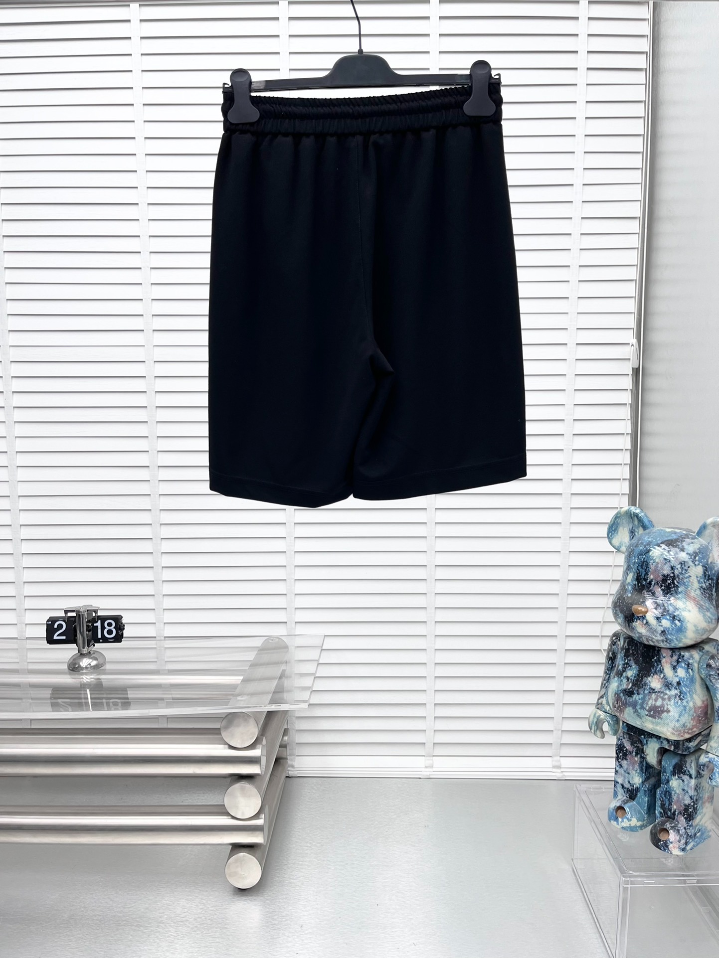 프라다 25 여름 신상 캐주얼 반바지