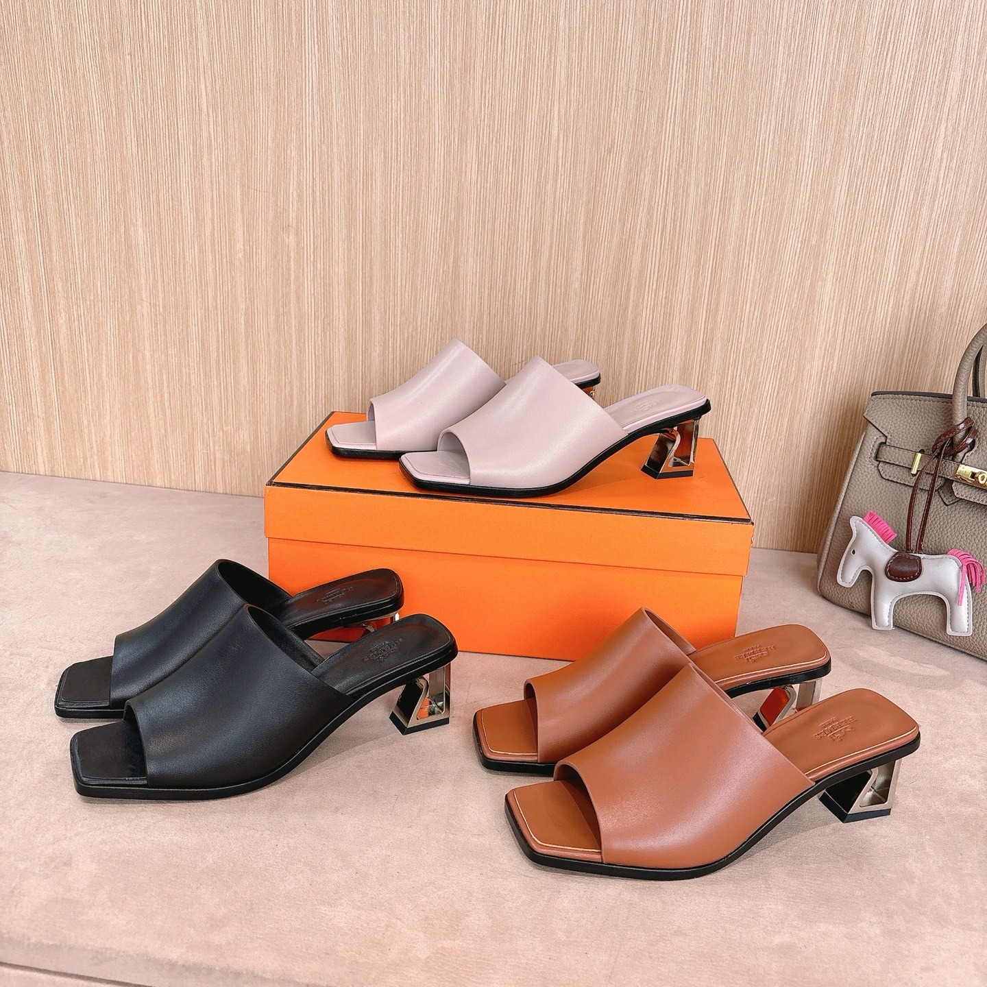 에르메스 Kylie 60 샌들 슬리퍼