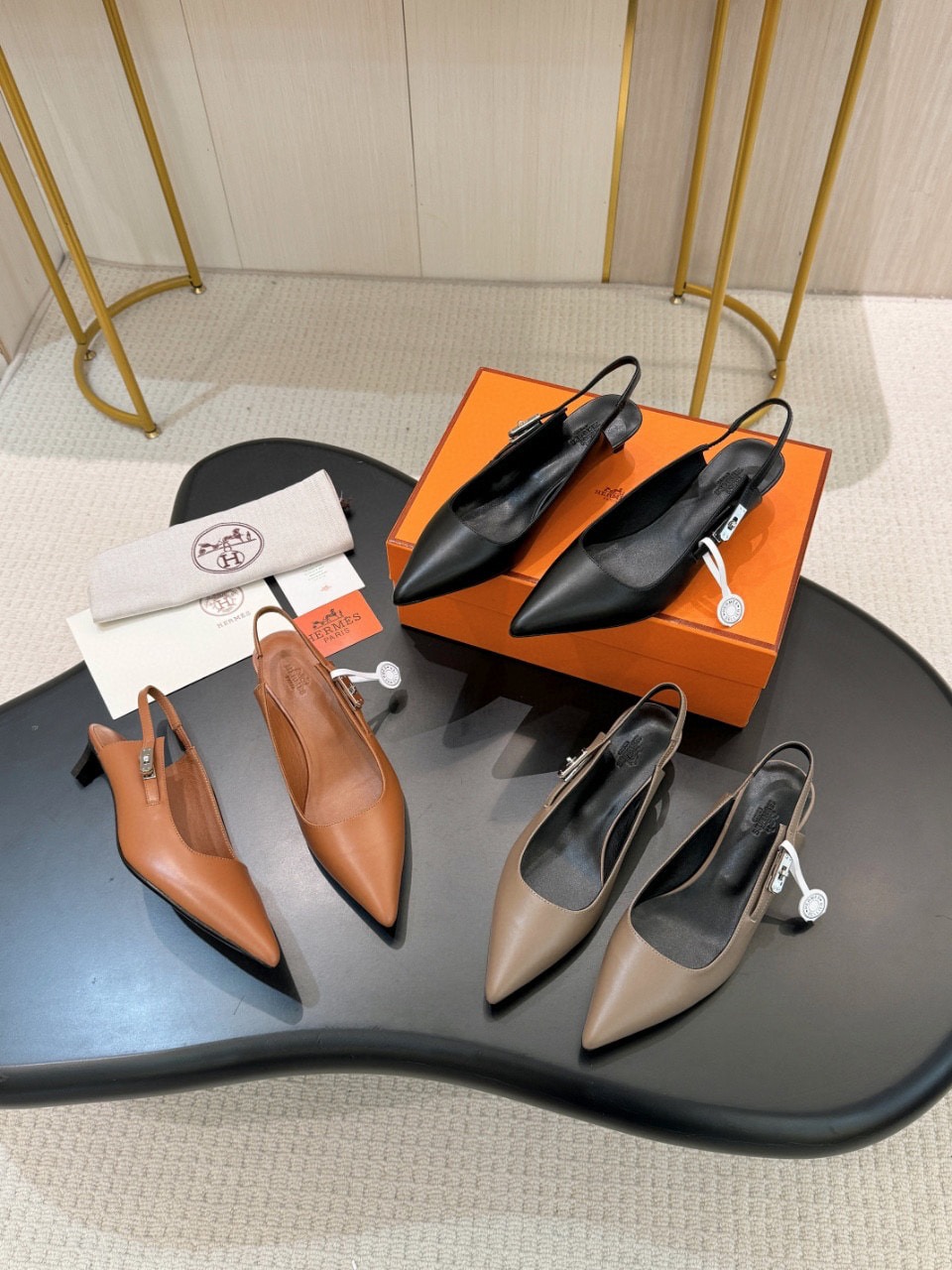 에르메스 25 신상 켈리 펌프스 힐