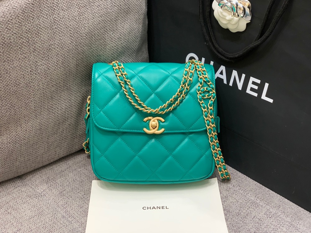 샤넬 CC 로고 Ado 아도 체인 백팩 