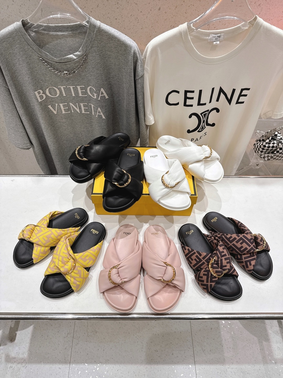 펜디 2025ss 여름 신상 슬리퍼