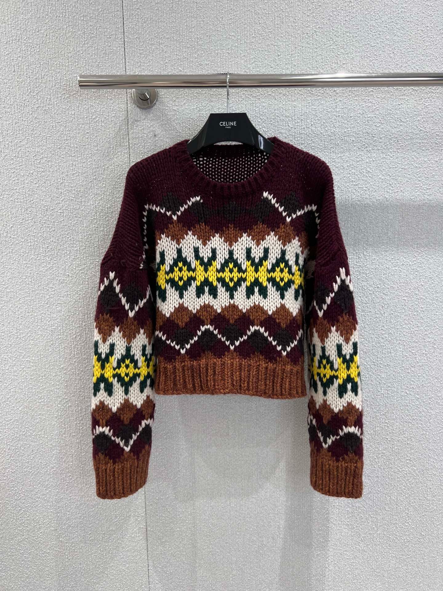 셀린느 25Fw 신상 자카드 숏 울 니트 스웨터