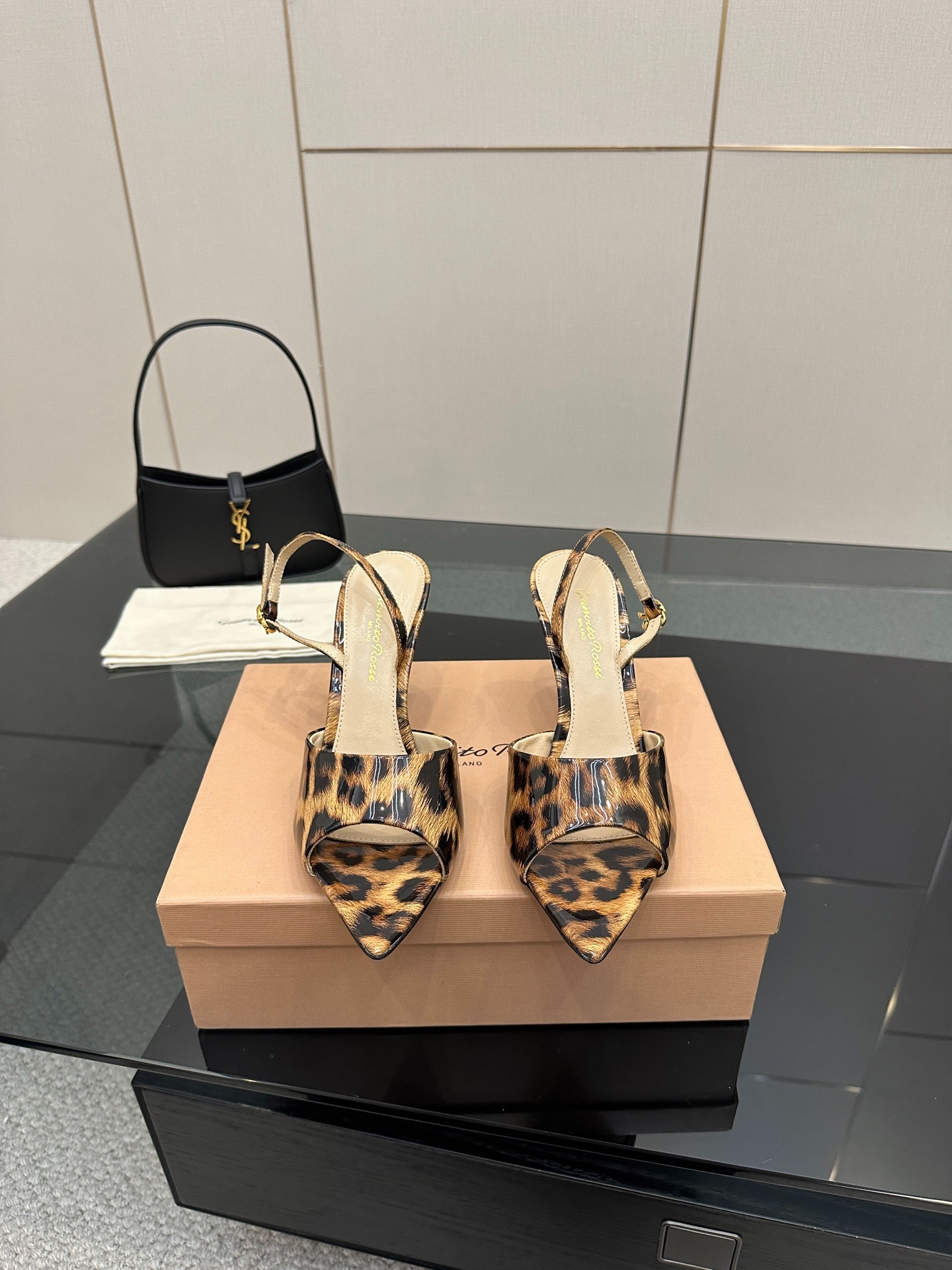 지안비토로시 로씨 25 신상 슬리퍼