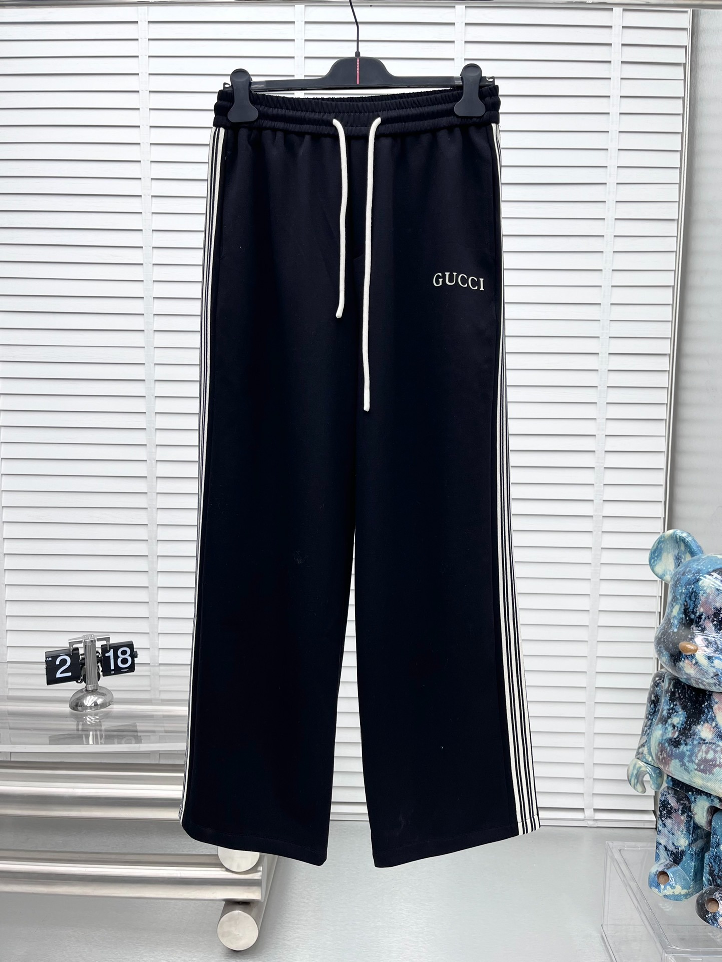 구찌 25ss 봄여름 캐쥬얼 일자 팬츠