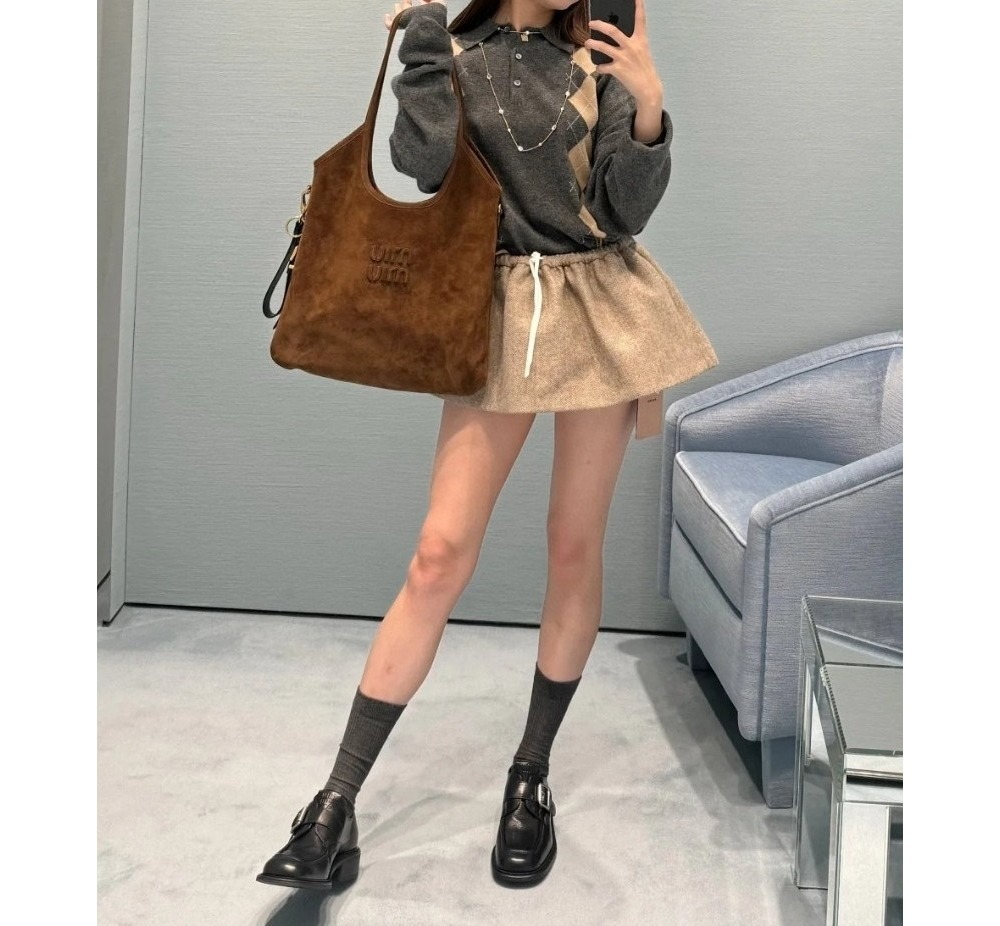 미우미우 스웨이드 아이비 토드백