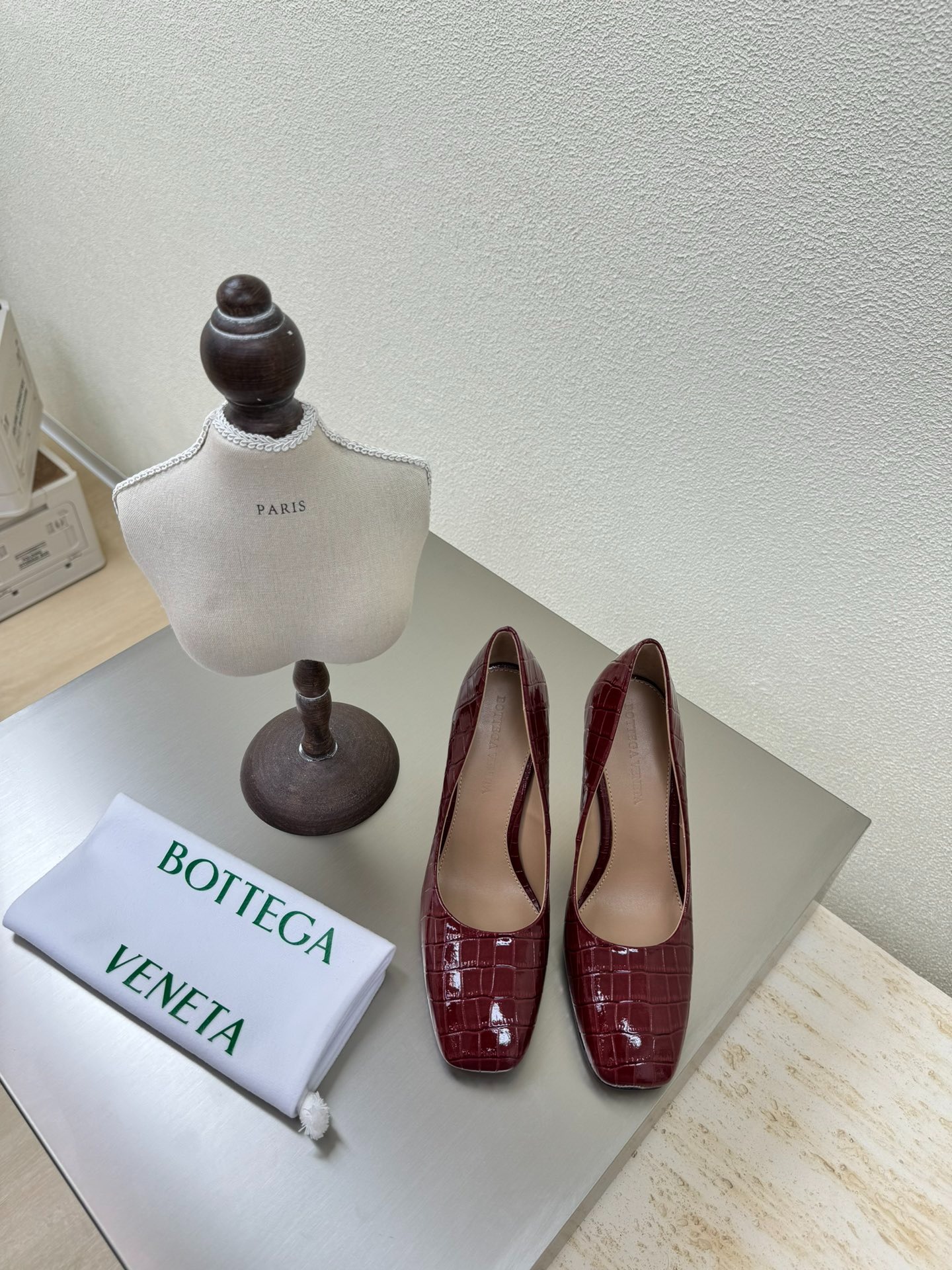 보테가베네타 Knot 라인 메탈굽 힐