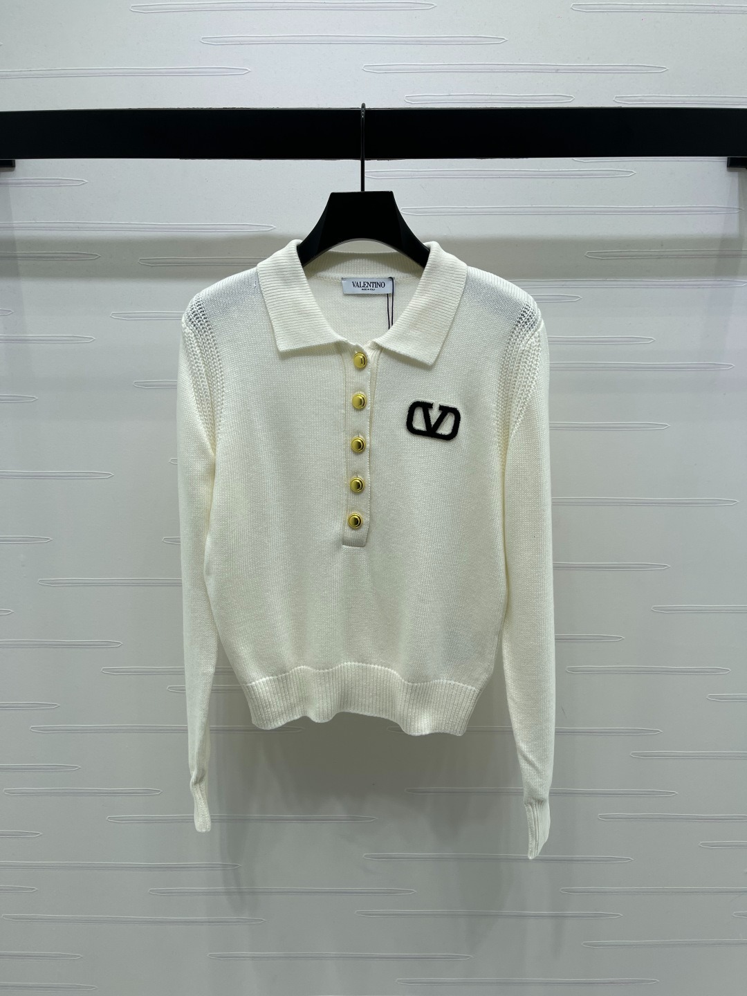 발렌티노 25 신상 터틀넥 니트 긴팔 스웨터