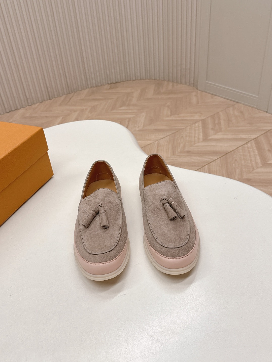 토즈 신상 태슬 로퍼