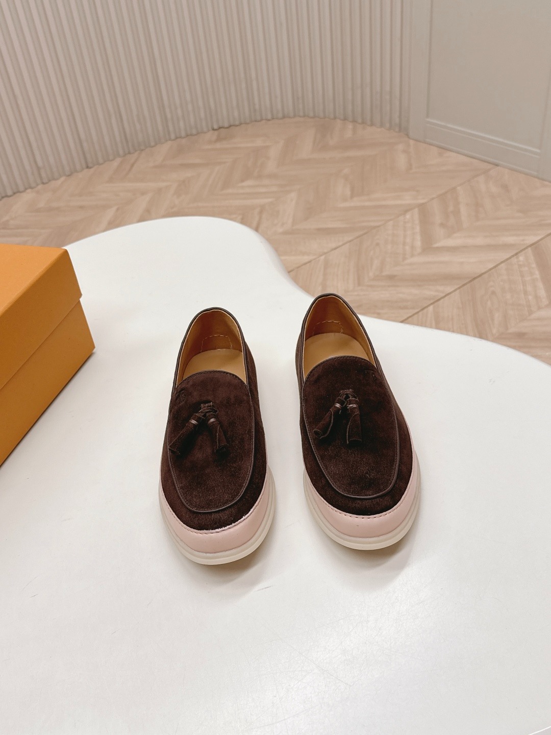 토즈 신상 태슬 로퍼