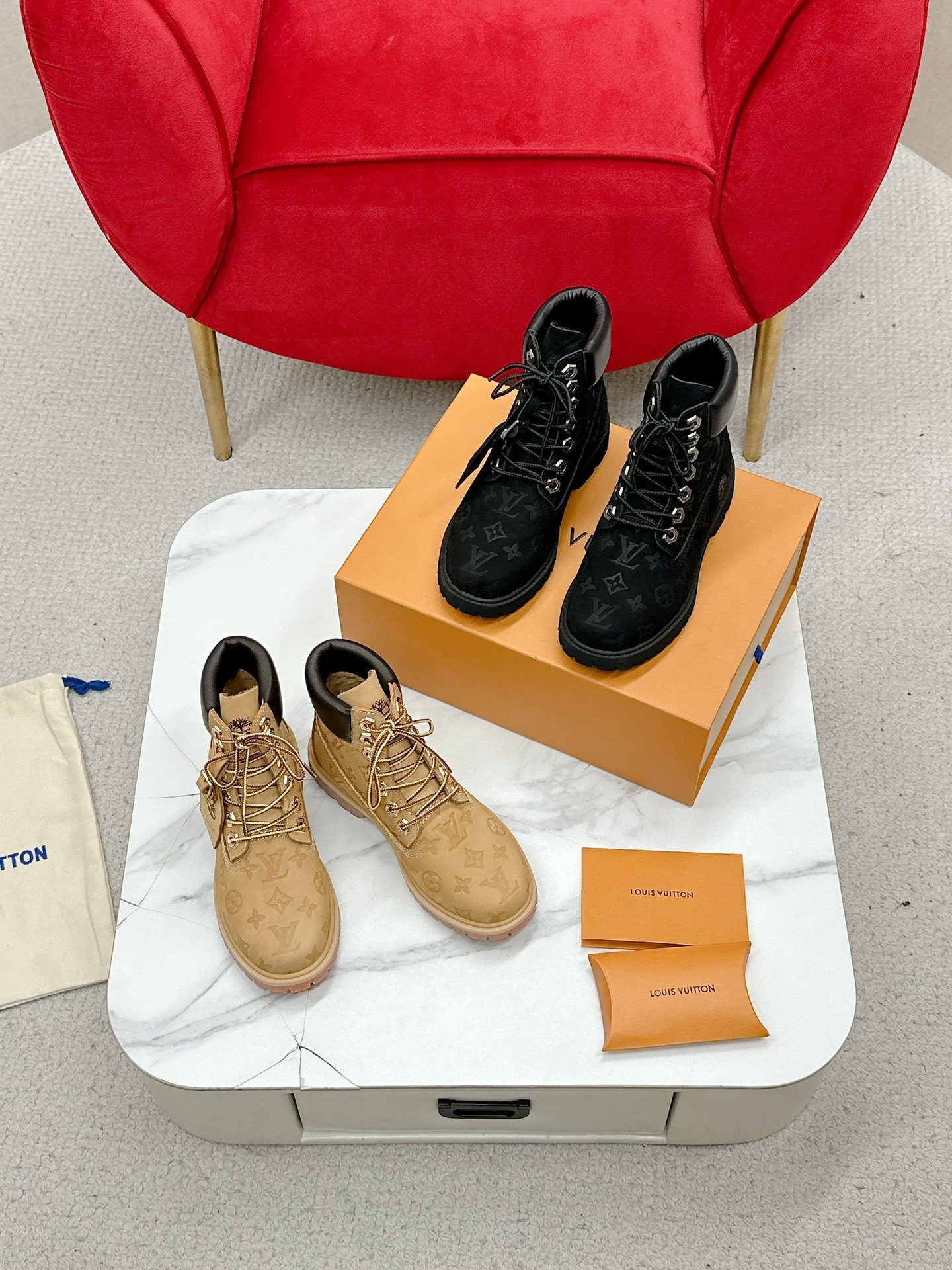 루이비통 신상 남녀공용 부츠