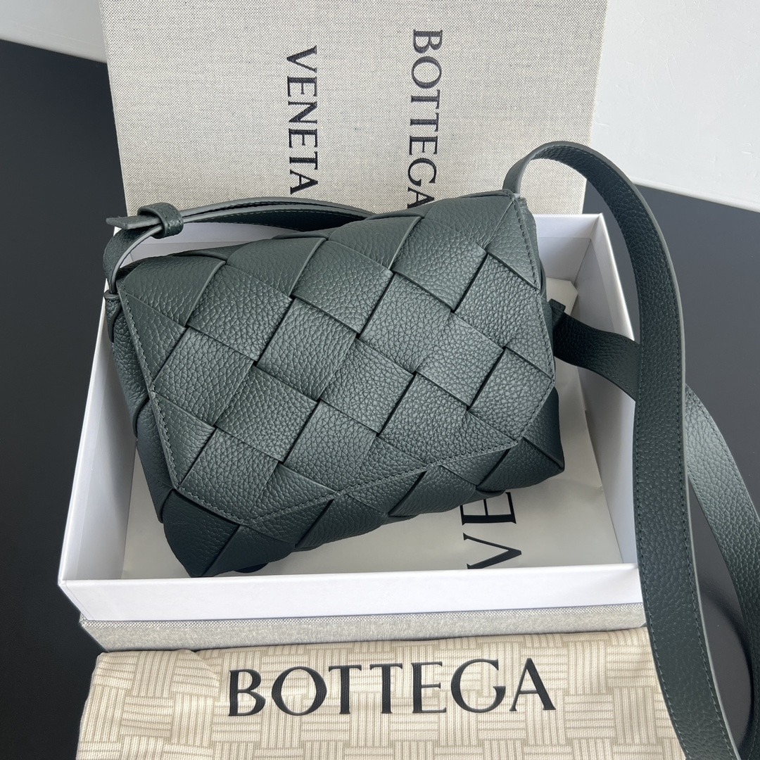 보테가베네타 Diago 크로스백