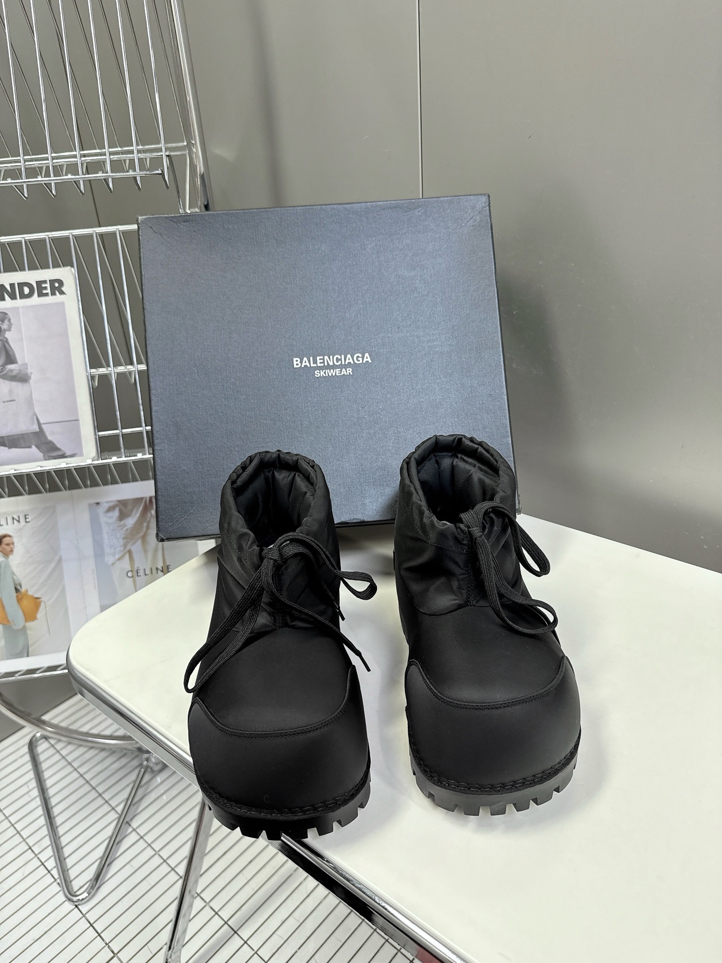 발렌시아가 신상 커플 알래스카 스노우 부츠