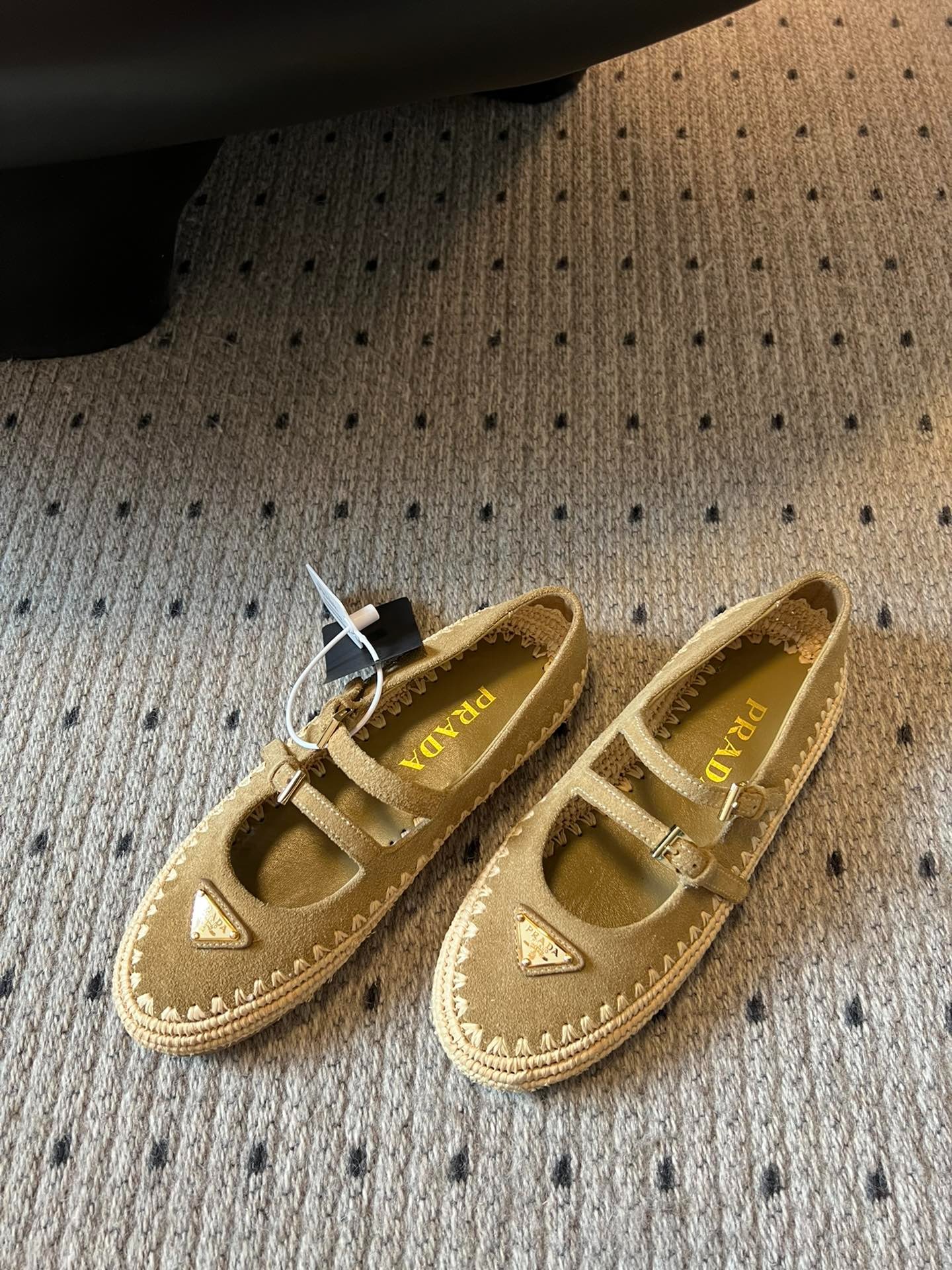 프라다 25ss 라피트 메리제인 플랫