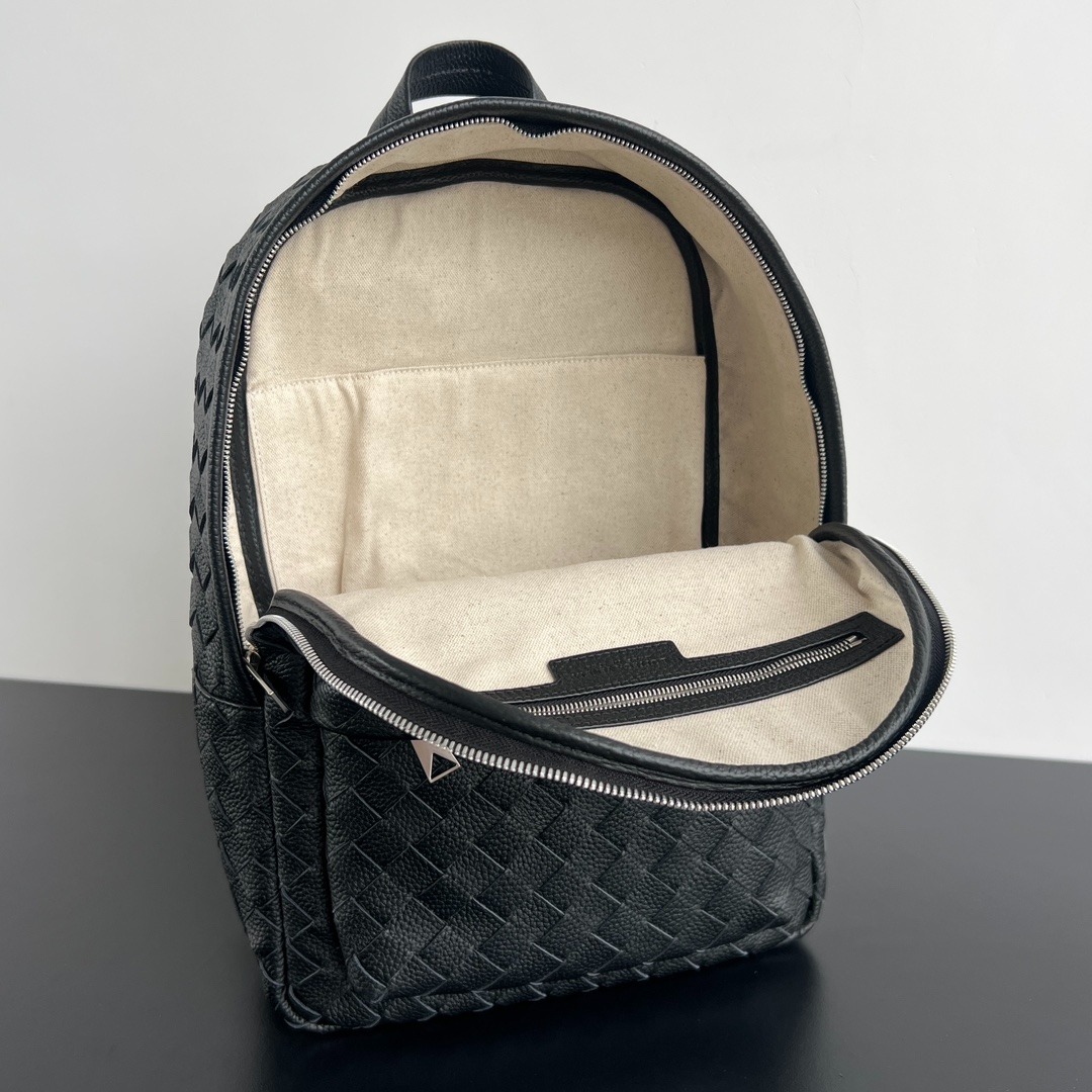 보*가 베네타 신상 인트레치아토 백팩