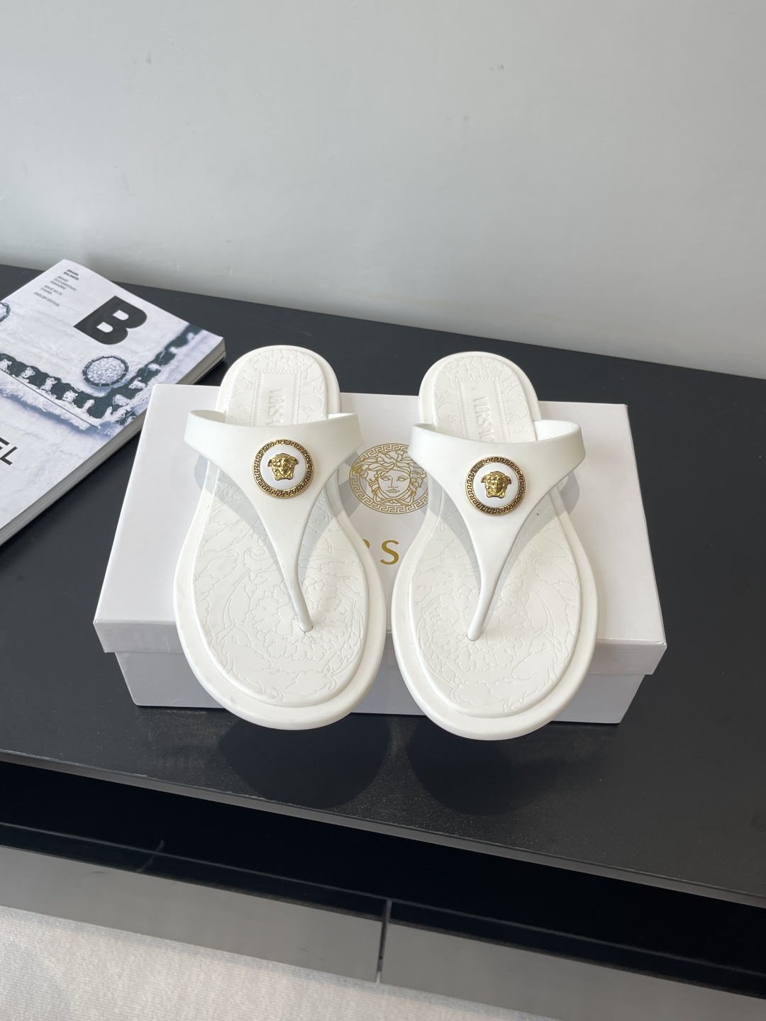 베르사체 25ss 여름 신상 조리