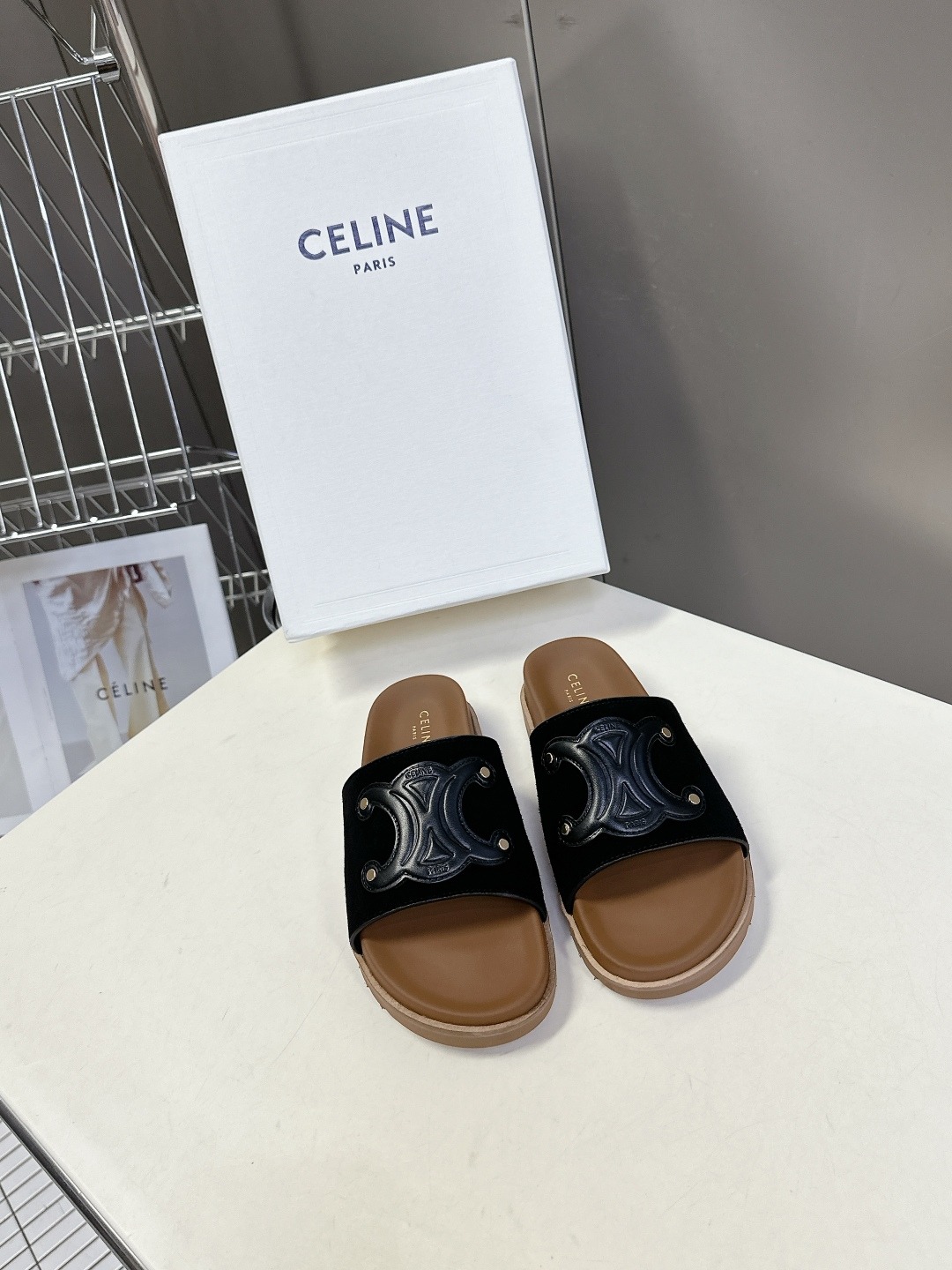 셀린느 봄여름 신상 버켄슬리퍼