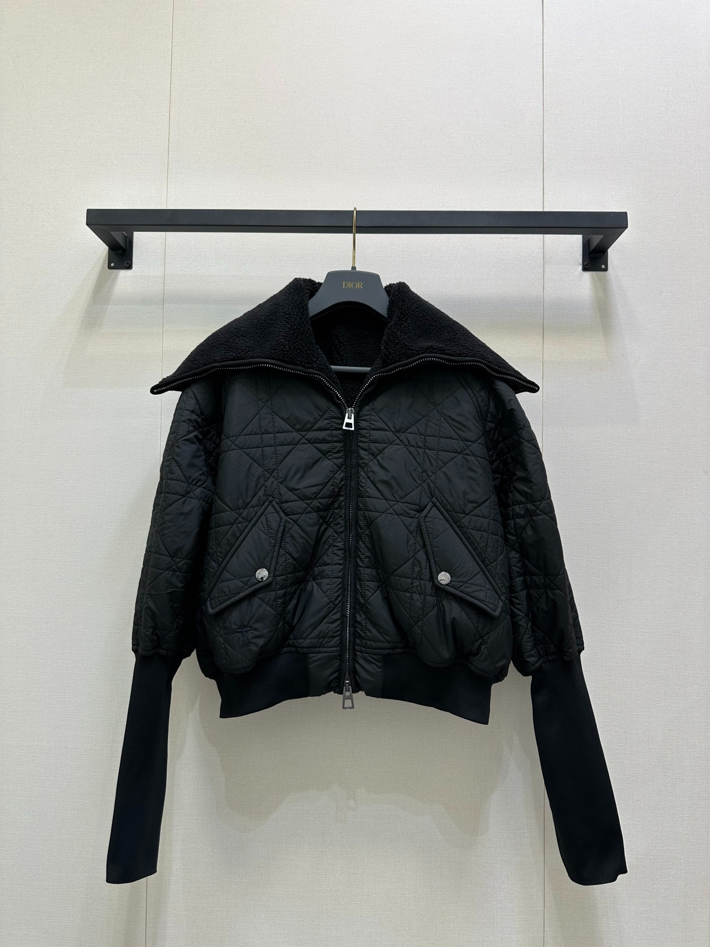 디올 25Fw 신상 타탄체크 집업 점퍼