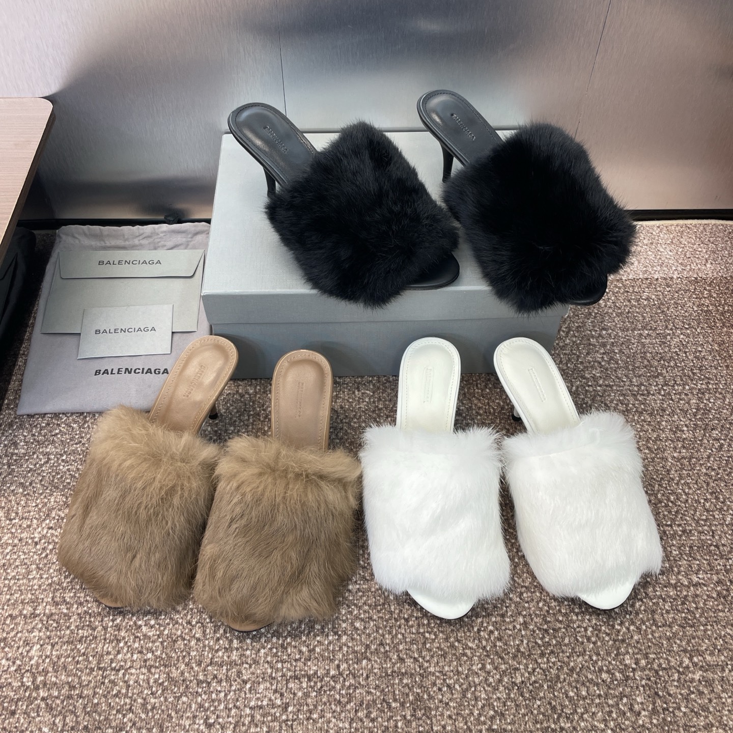 발렌시아가 25 신상 퍼 슬리퍼