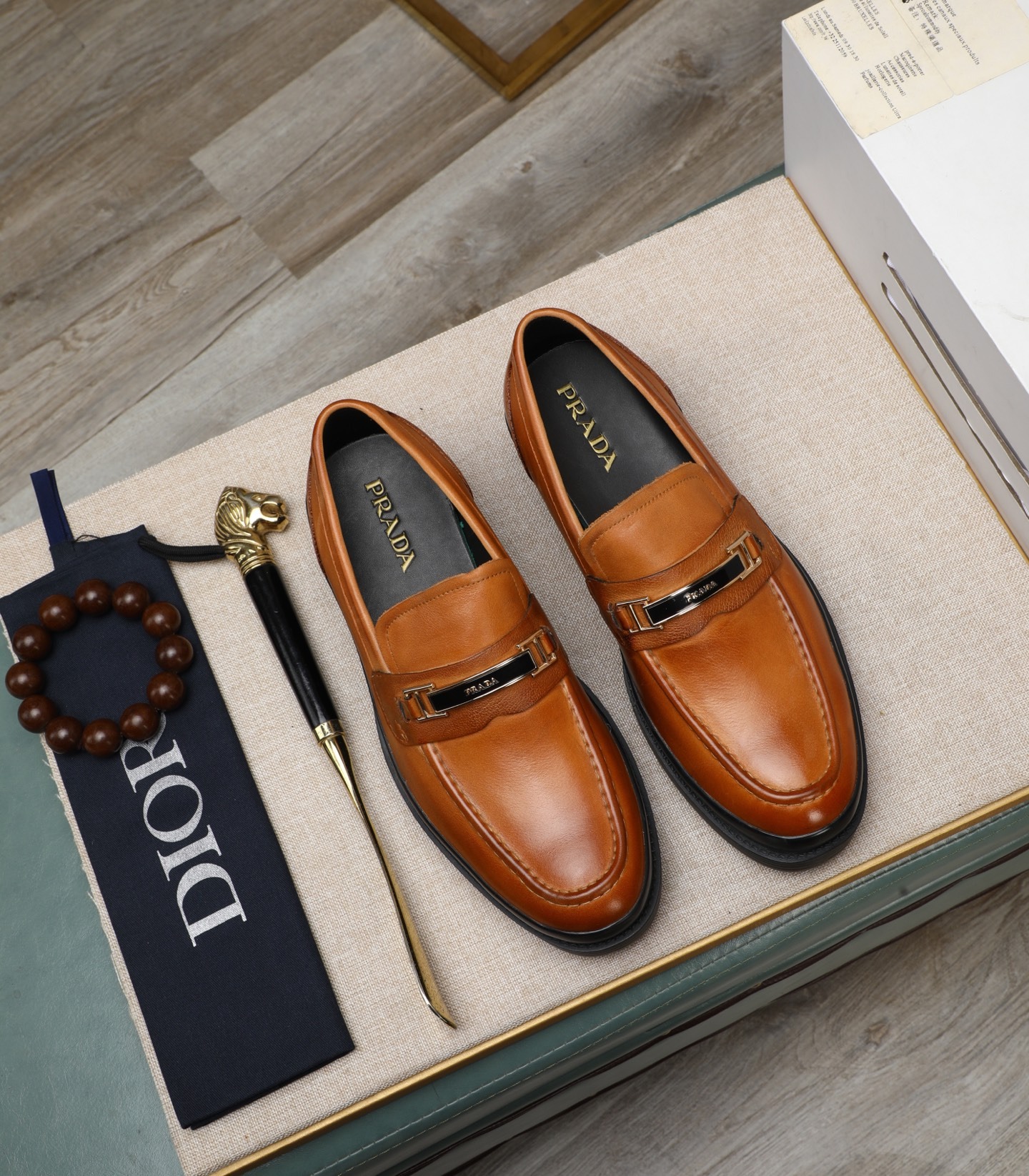 프라다 스틸와펜 크레페솔 페니 로퍼