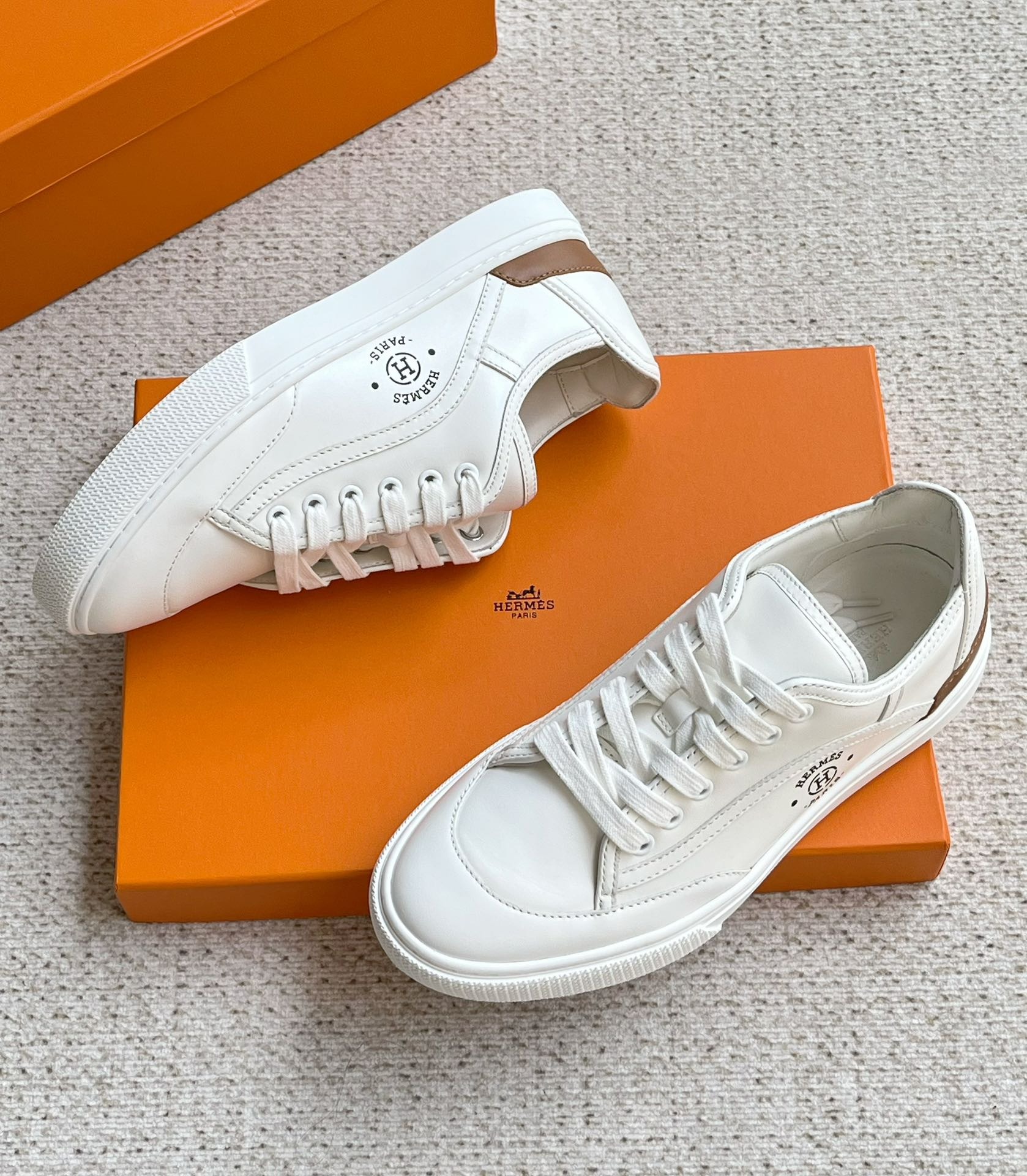 에르메스 24SS Get 남성 스니커즈
