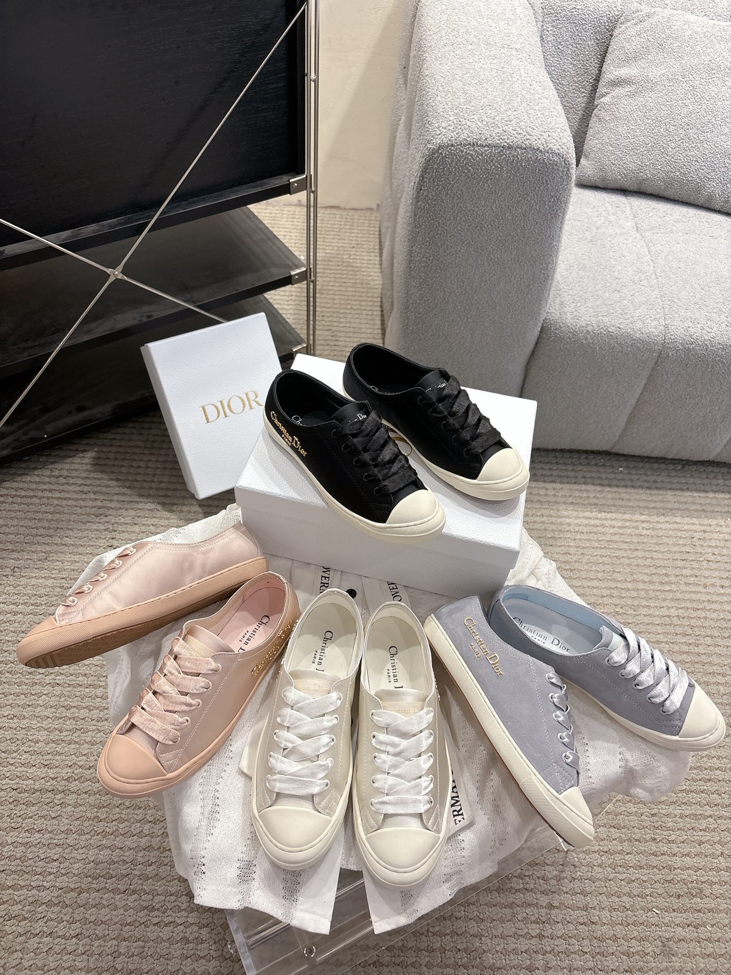 디올 25ss 신상 새틴화 스니커즈
