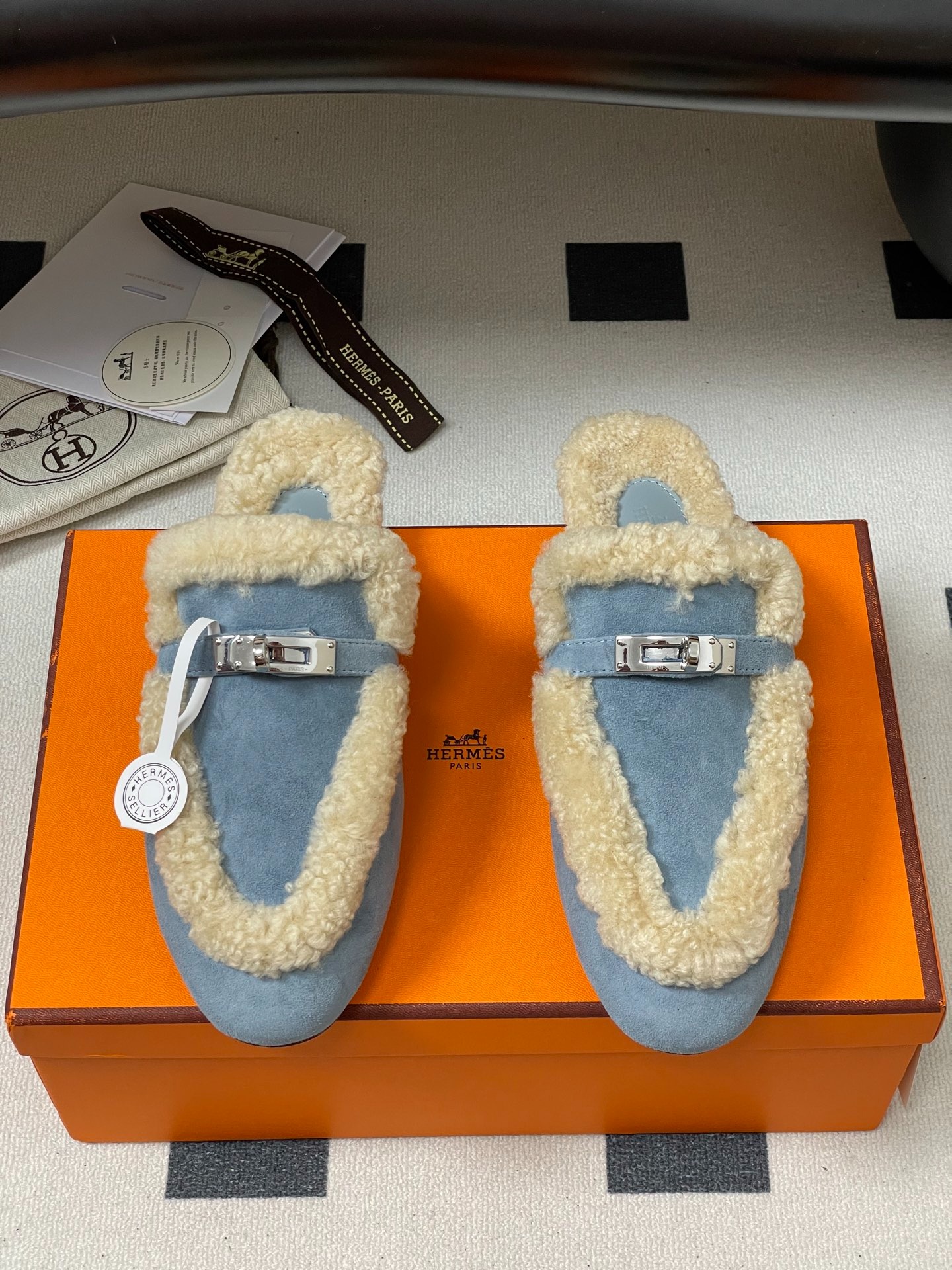 에르메스 오즈울 뮬러 클래식 켈리백 세미슬리퍼