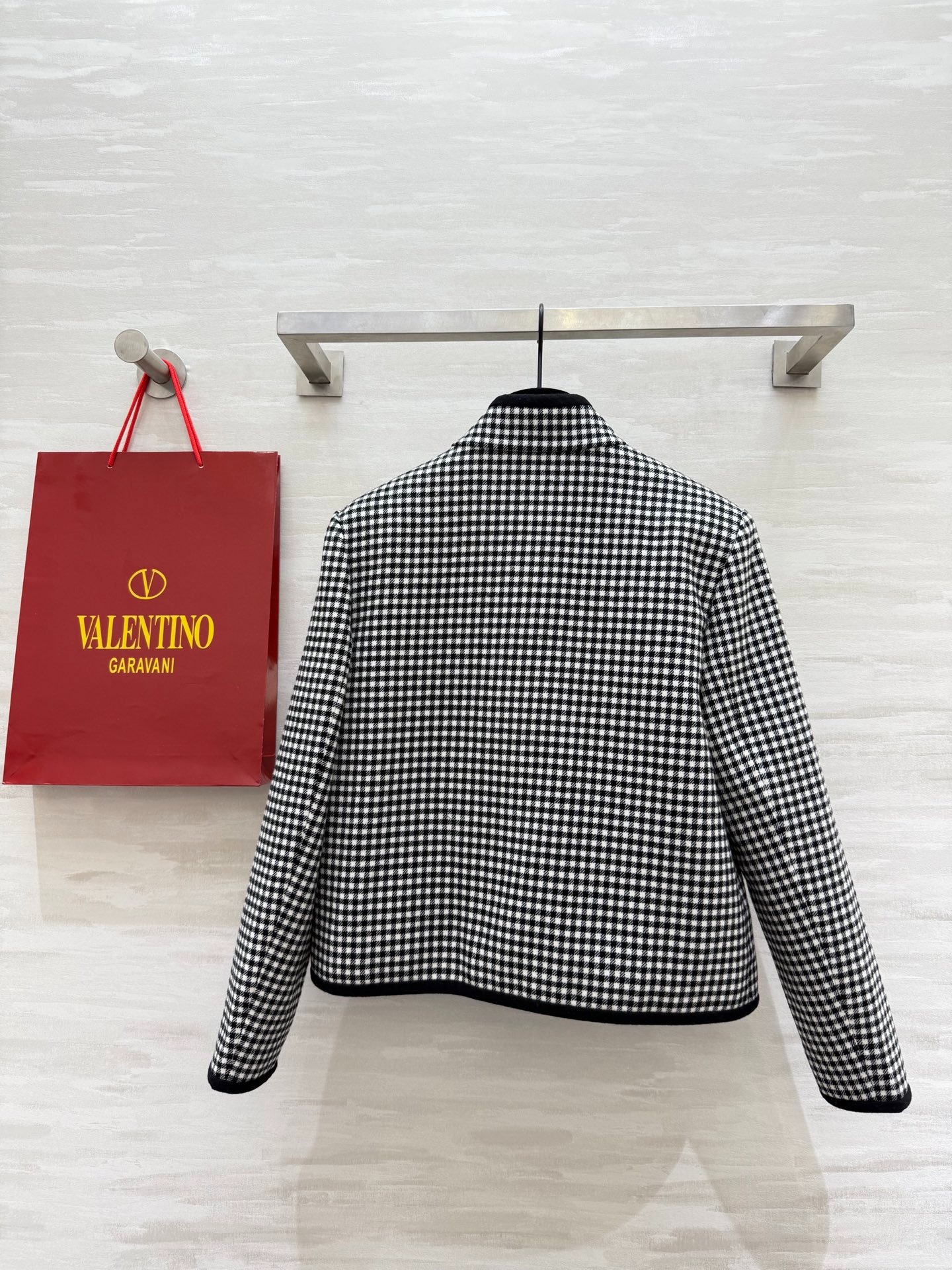 발렌티노 신상 울혼방 체크코트