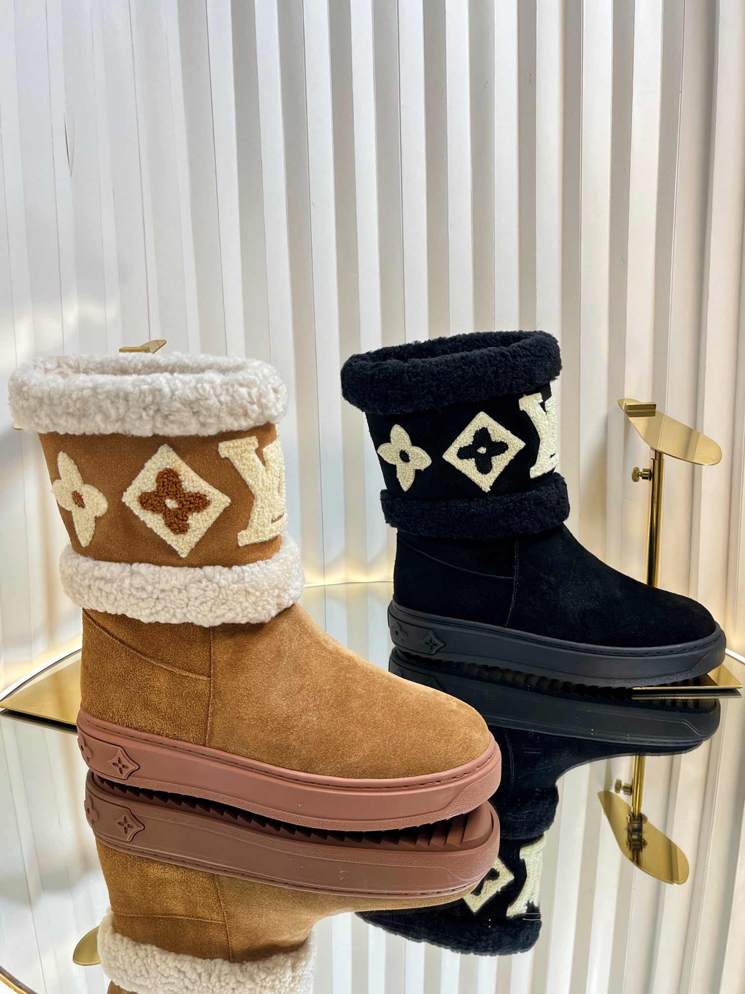 루이비통 신상 양털 앵클부츠