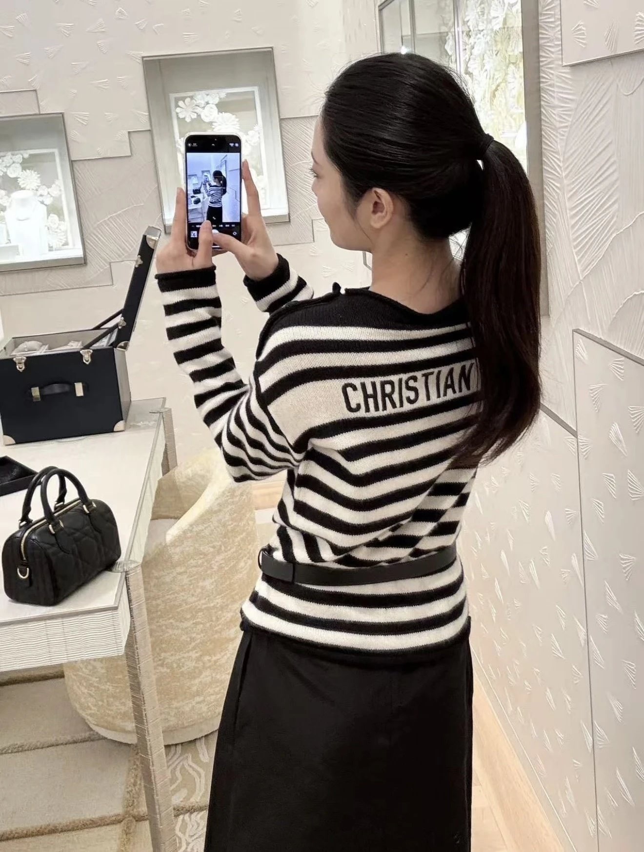 디올 마린 숄더 스트라이프 캐시미어 니트