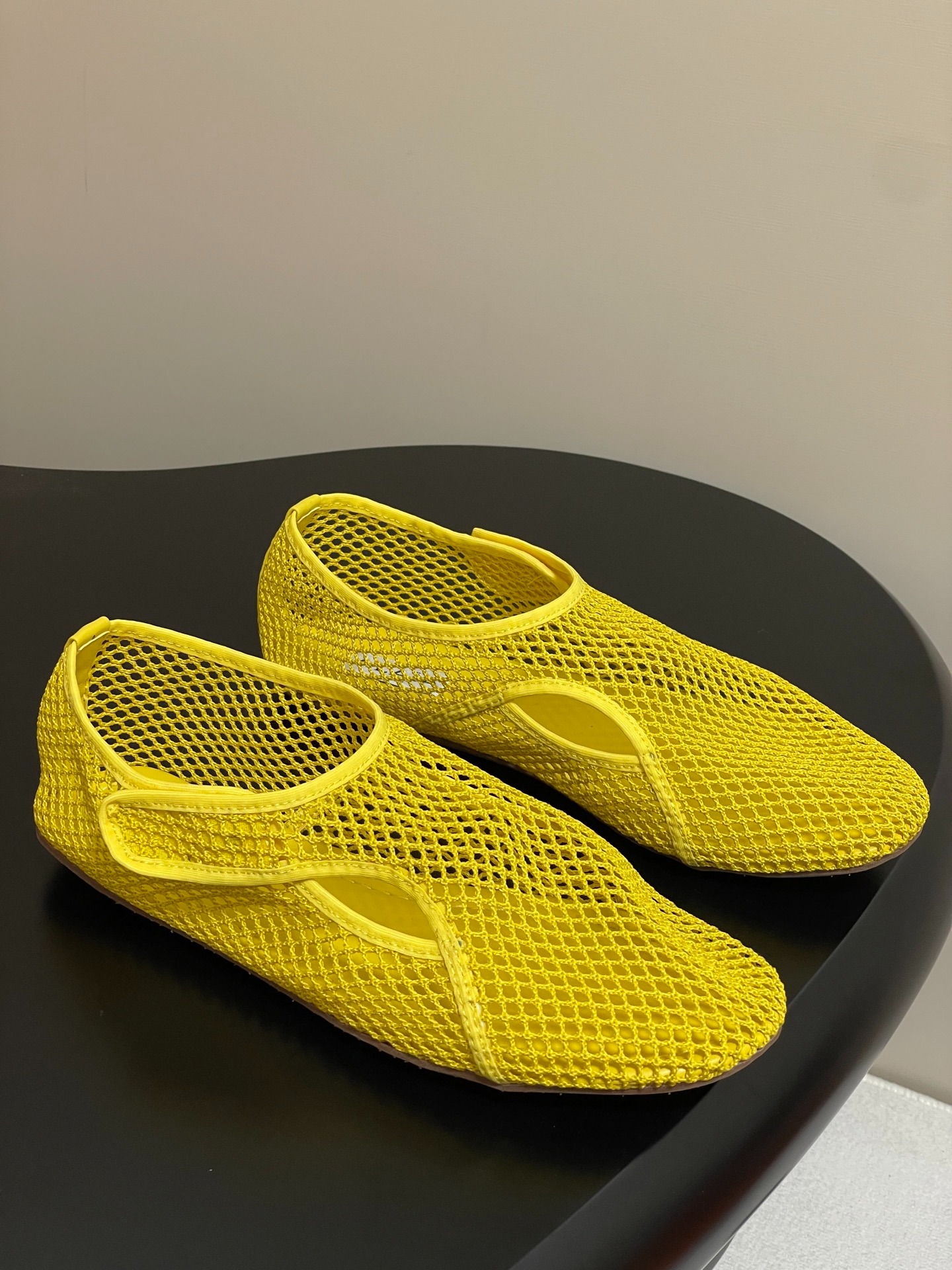 알라이아 에어메쉬 조리 플랫 슬리퍼