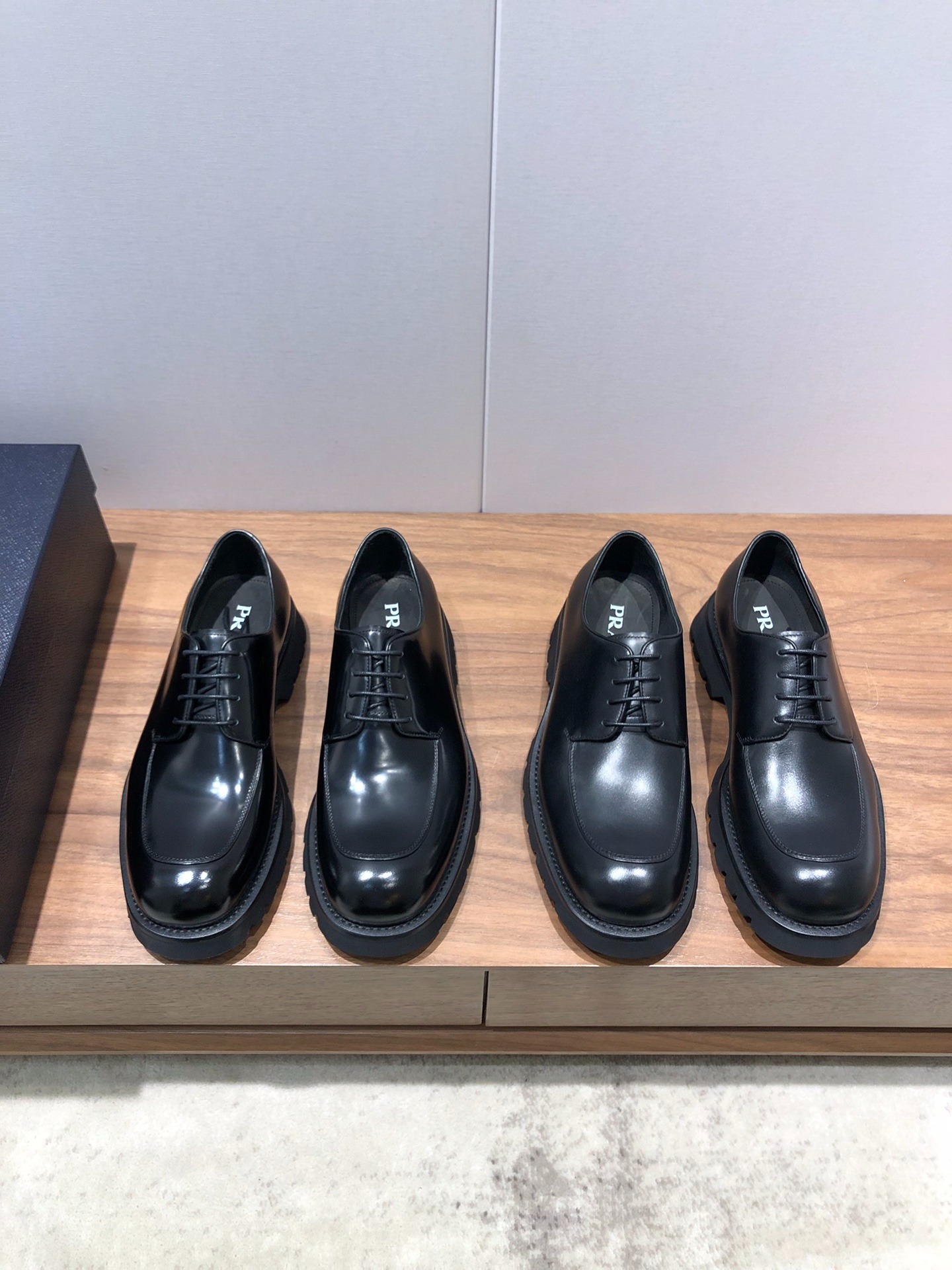 프라다 신상 로퍼