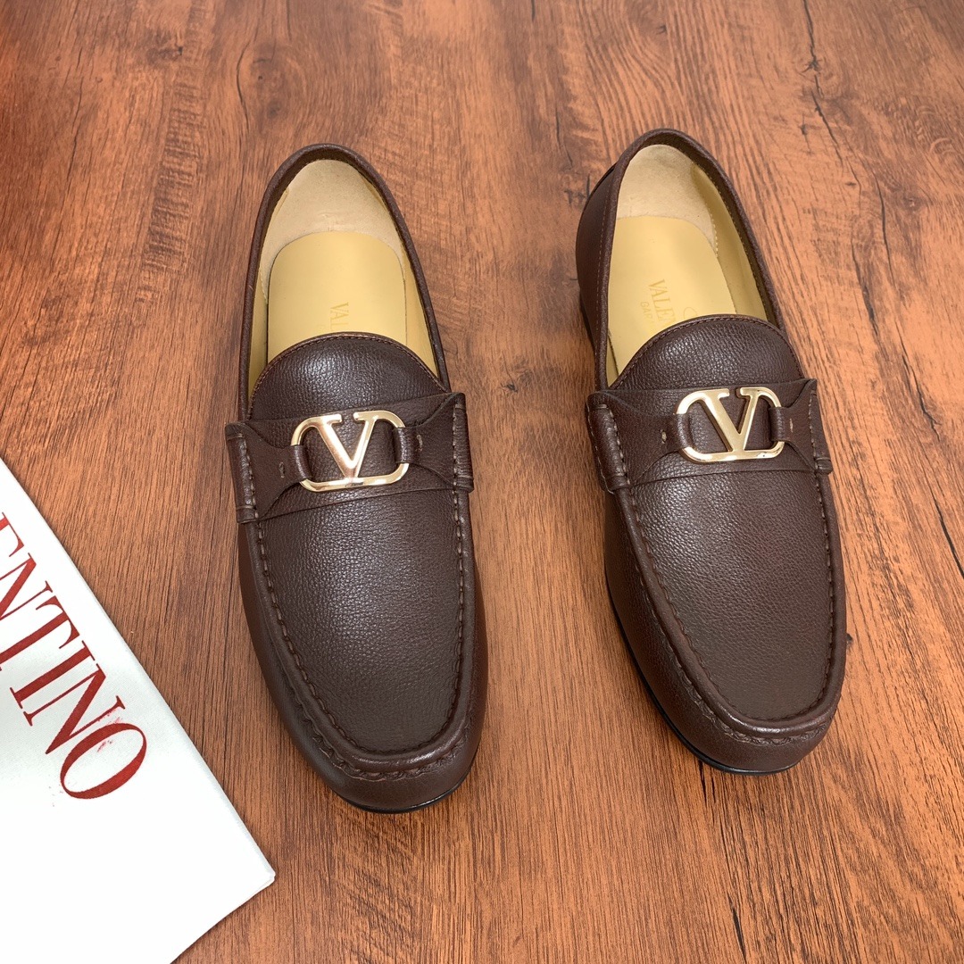 발렌티노 V LOGO 시그니처 남성 로퍼