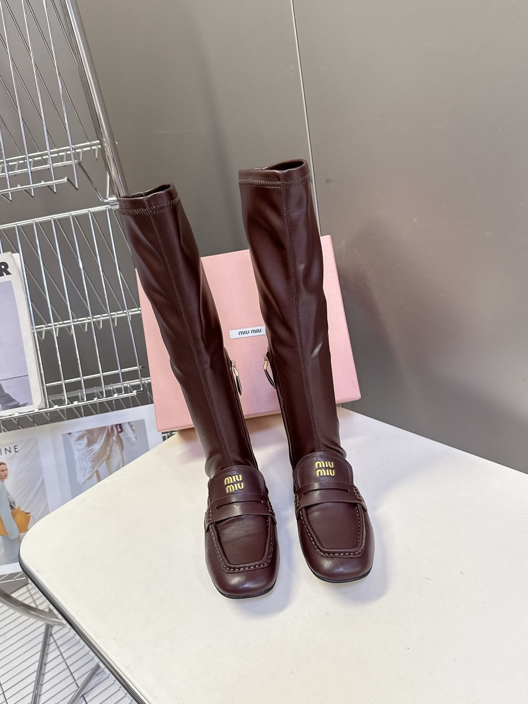 미우미우 25 신상 런웨이 스판 부츠