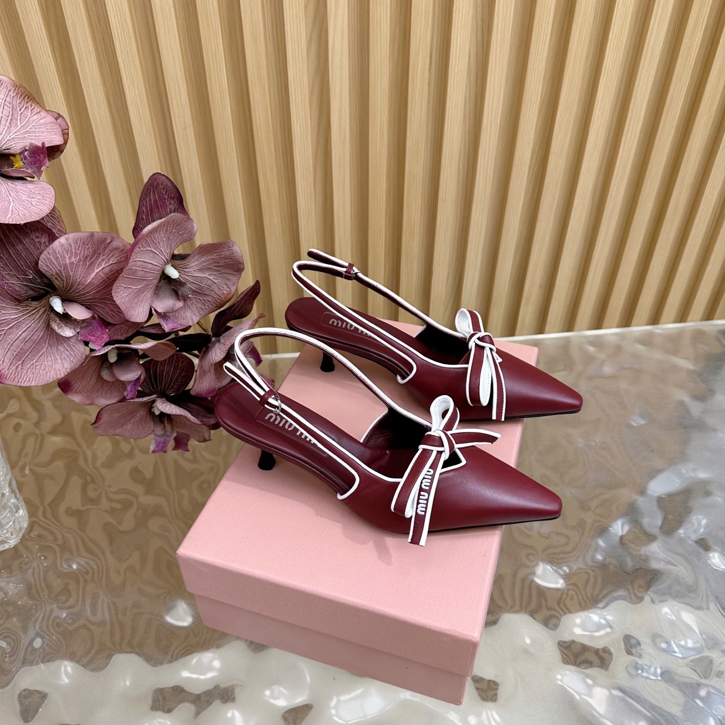 미우미우 신상 리본힐