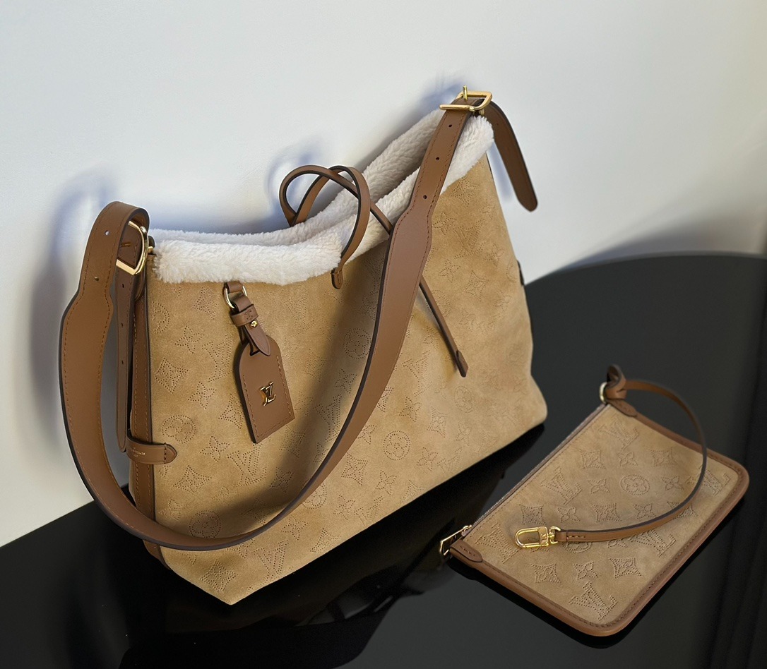 루이비통 캐리올 PM