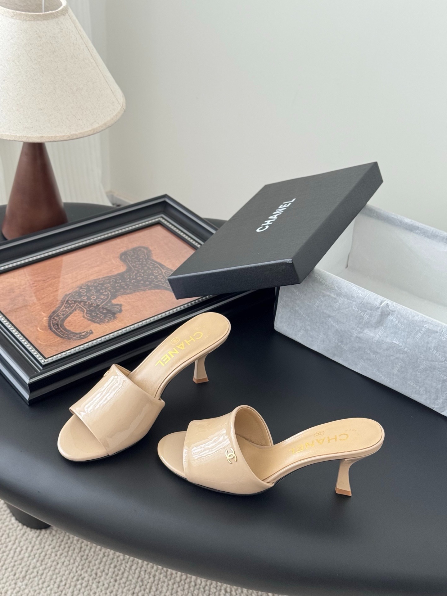 샤넬 25P 신상 더블C 슬리퍼