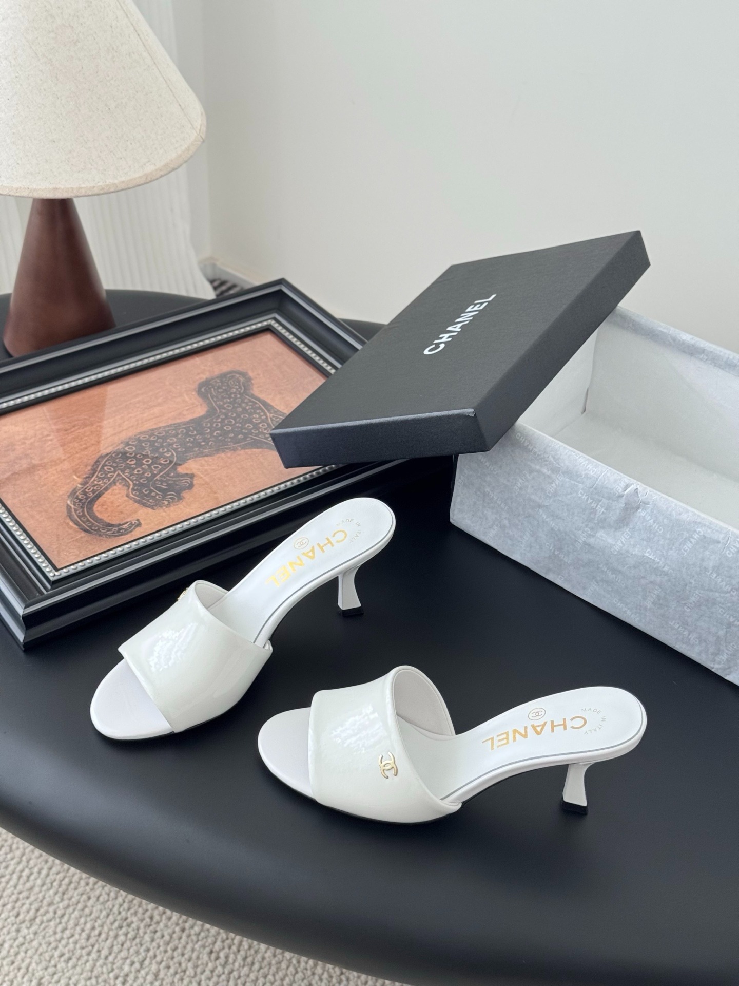 샤넬 25P 신상 더블C 슬리퍼