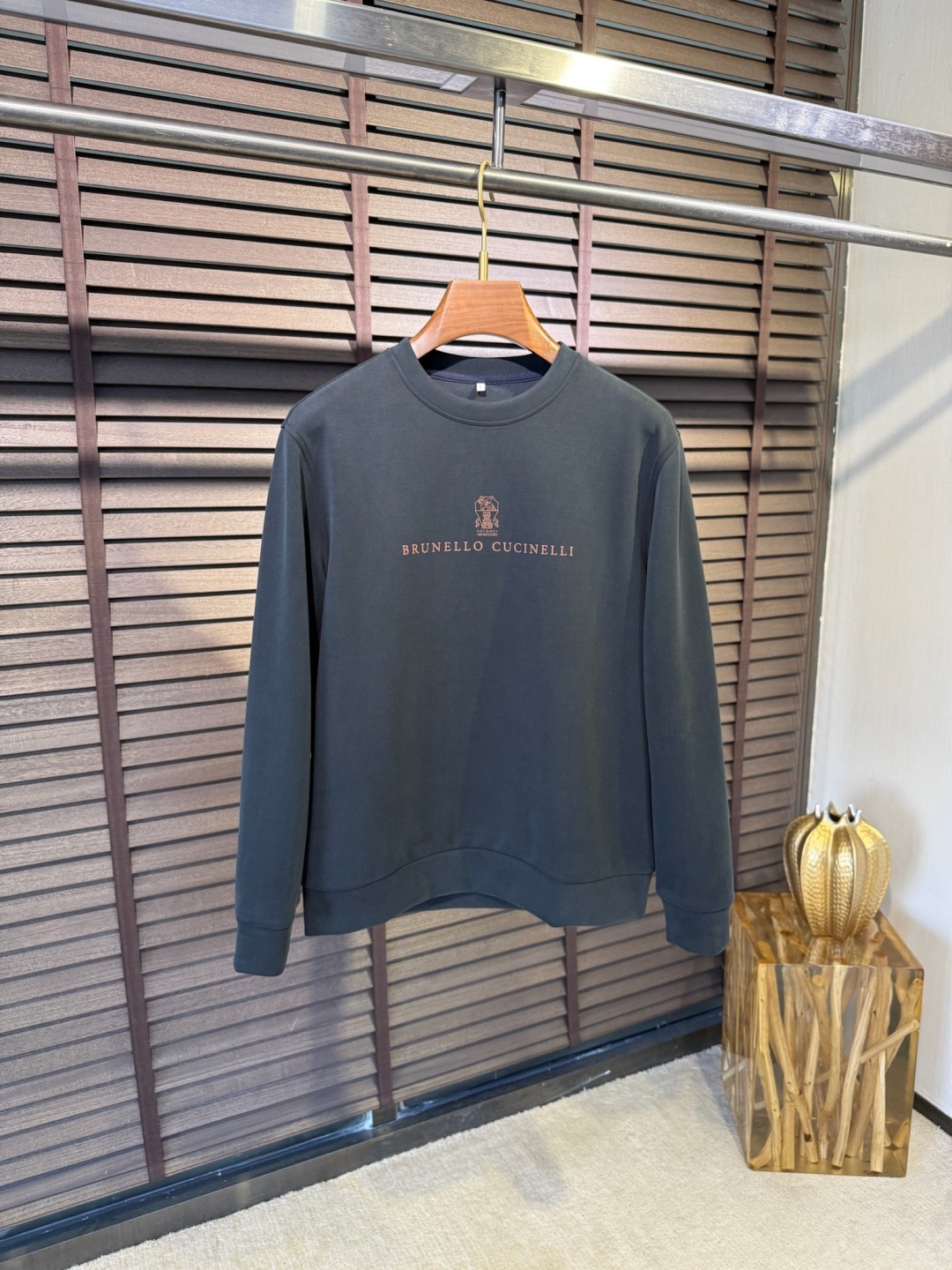 브루넬로쿠치넬리 쿠치넬리 신상 라운드 맨투맨